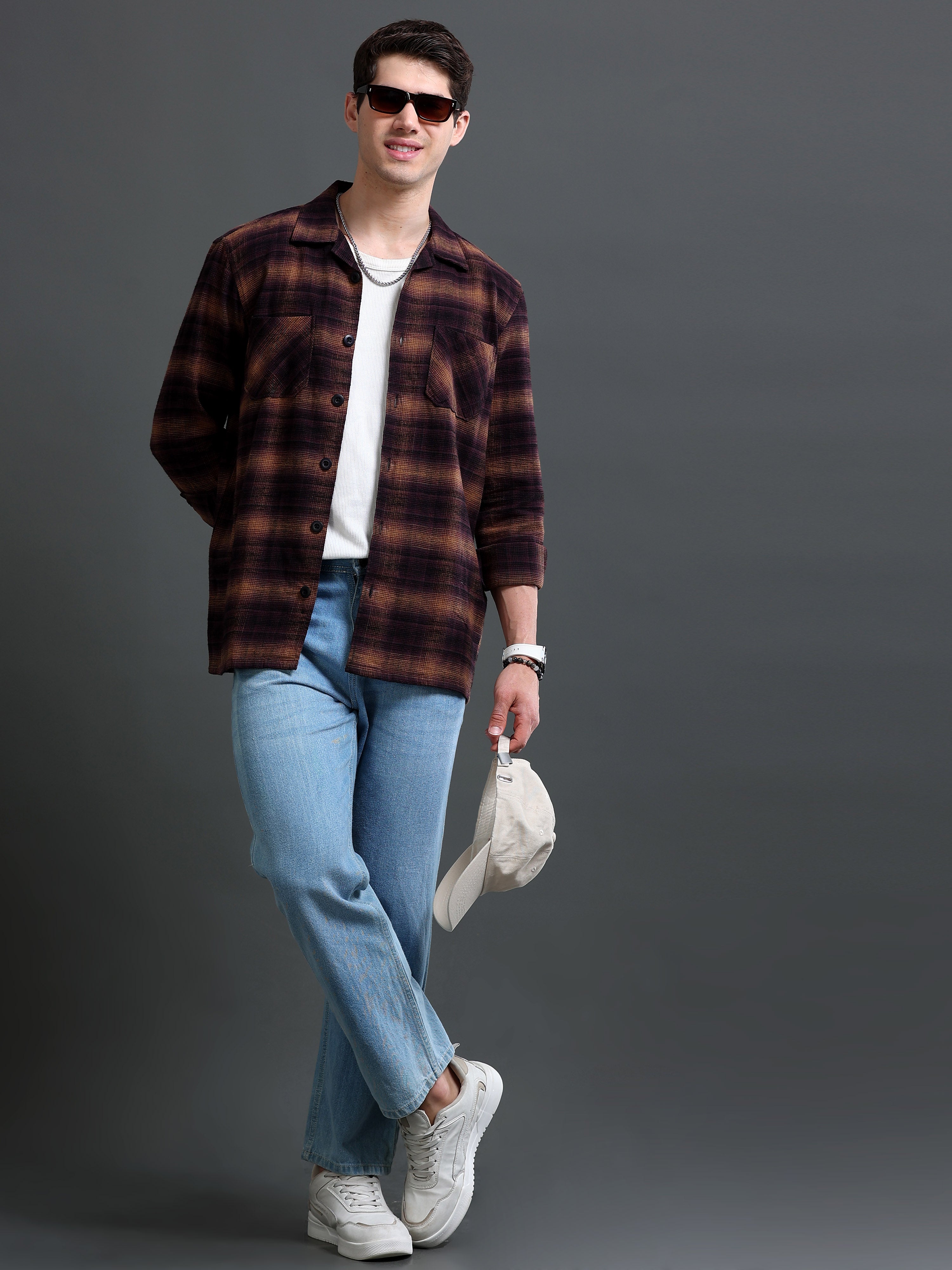 Men Smart Slim Fit Checked Casual Shirt