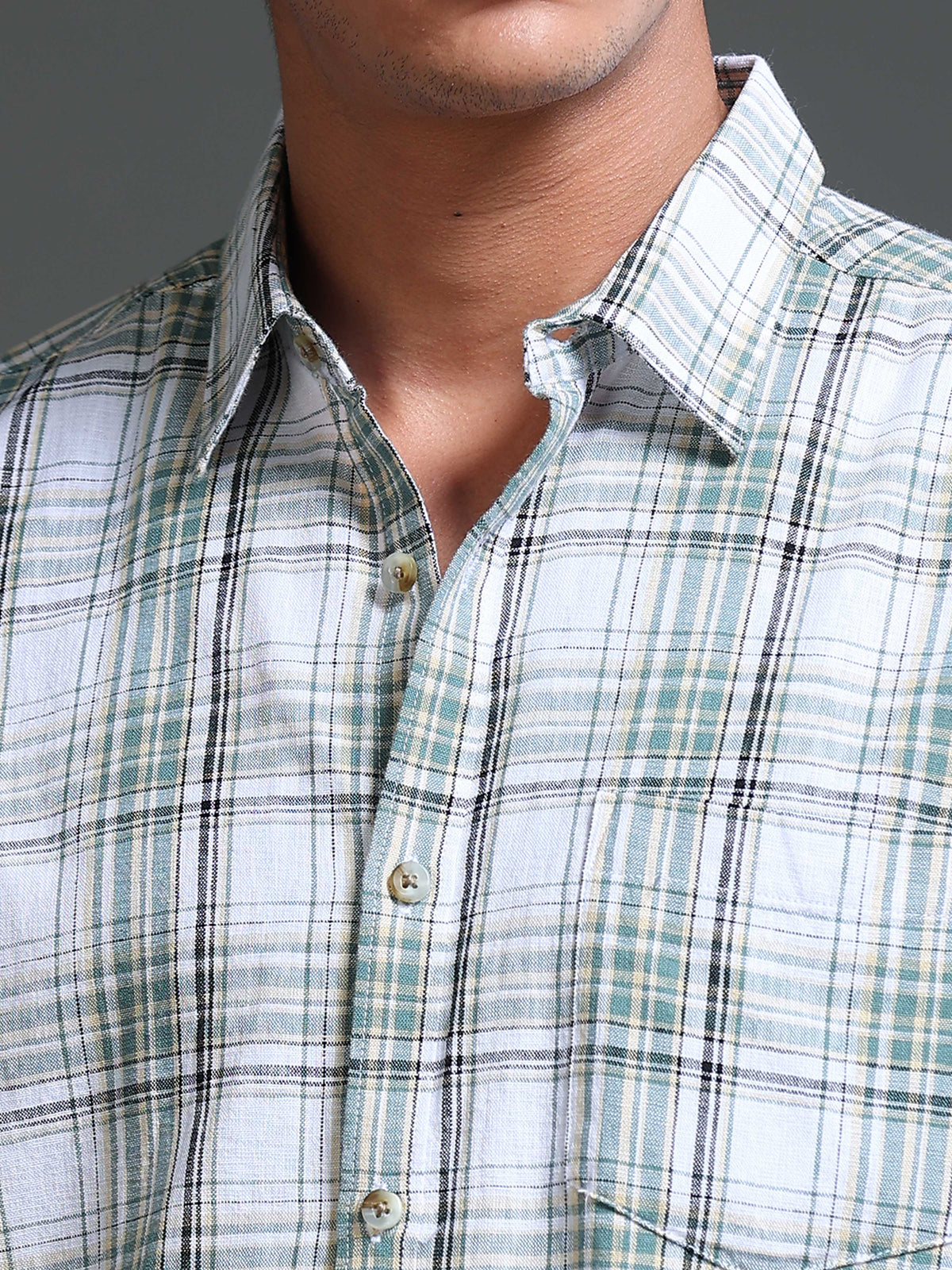 Men's  Checks Shirt