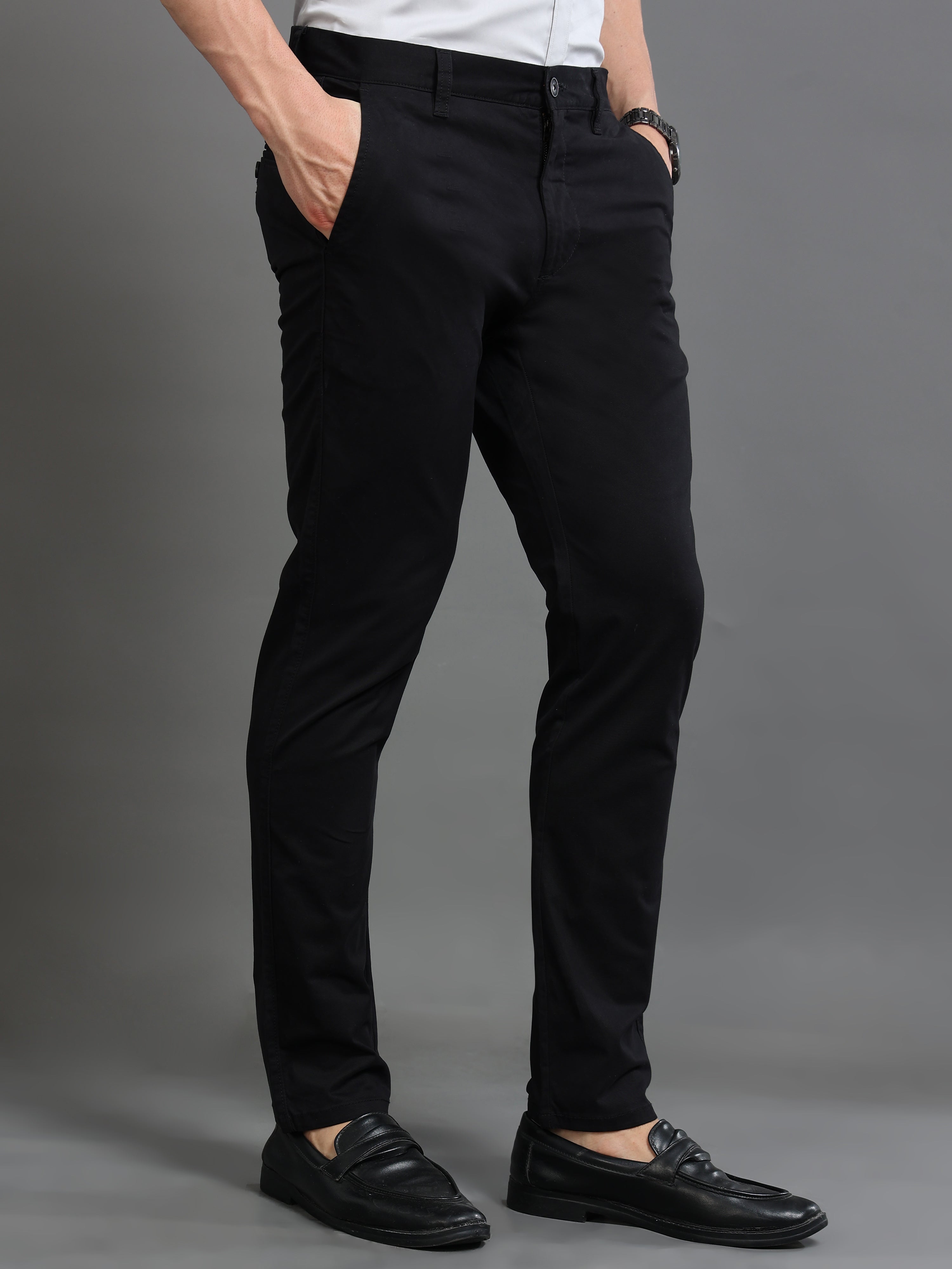 Men Smart Slim Fit Low-Rise Chinos Trousers
