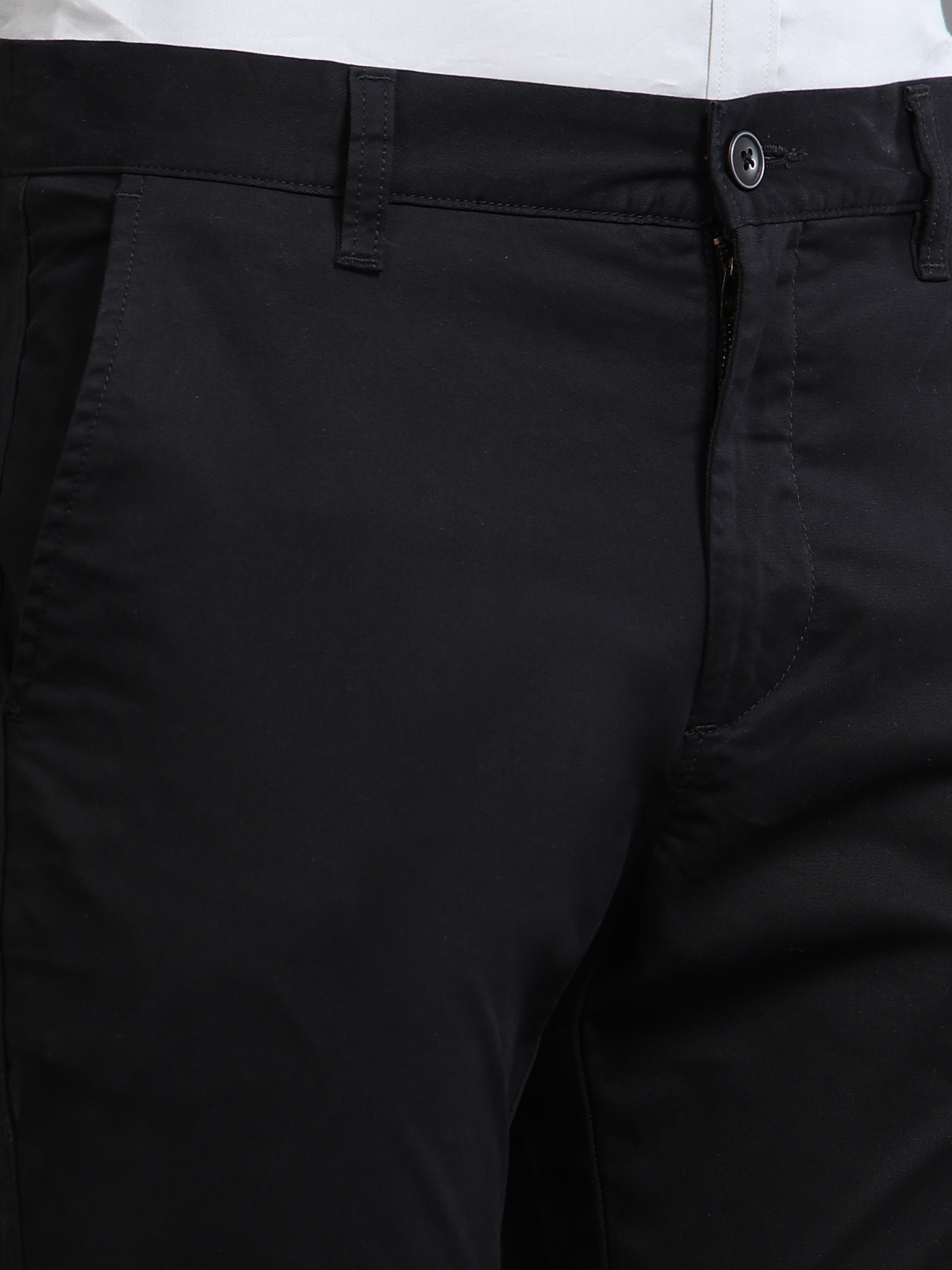 Men Smart Slim Fit Low-Rise Chinos Trousers