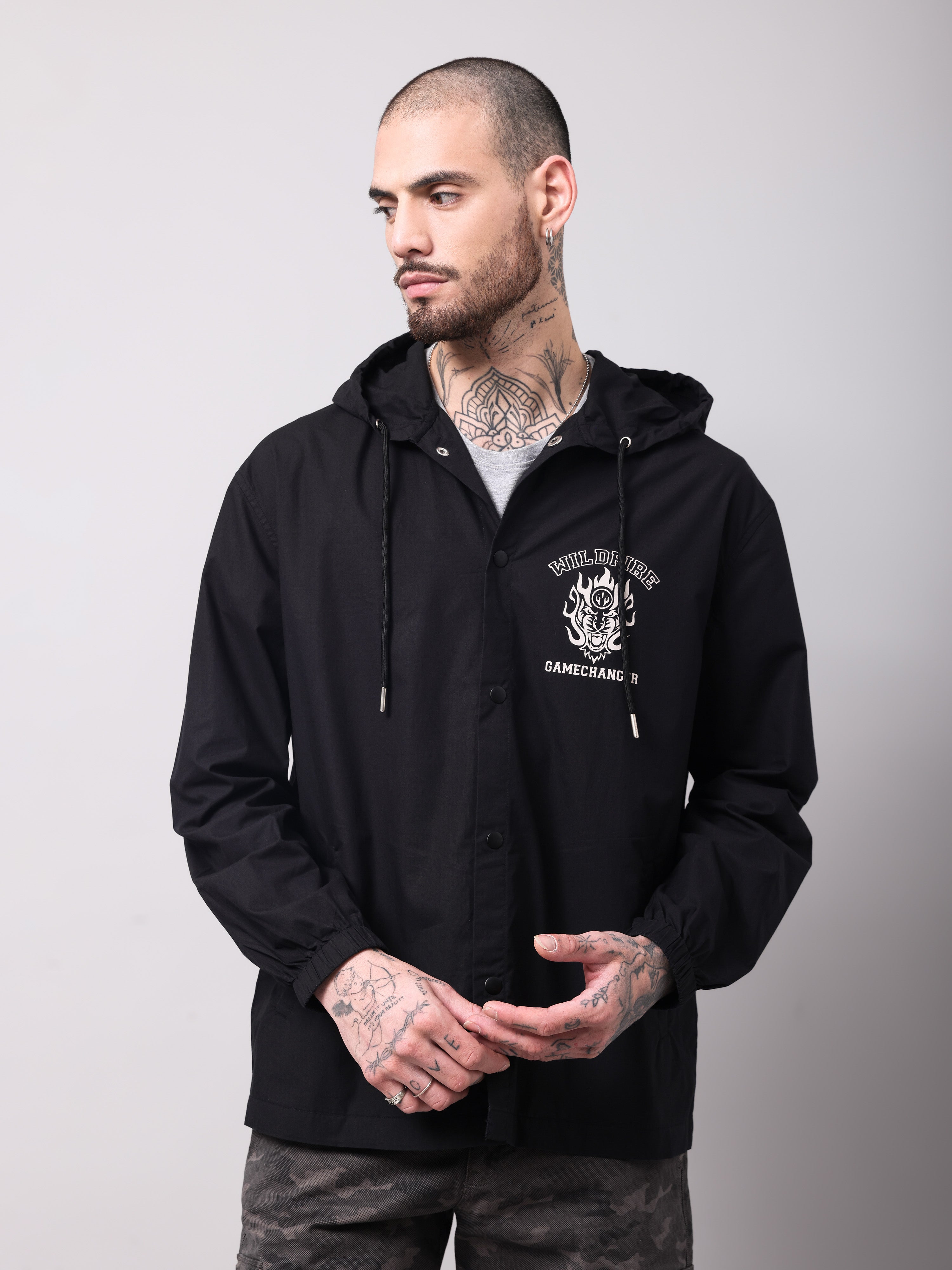 Men's hooded shirt