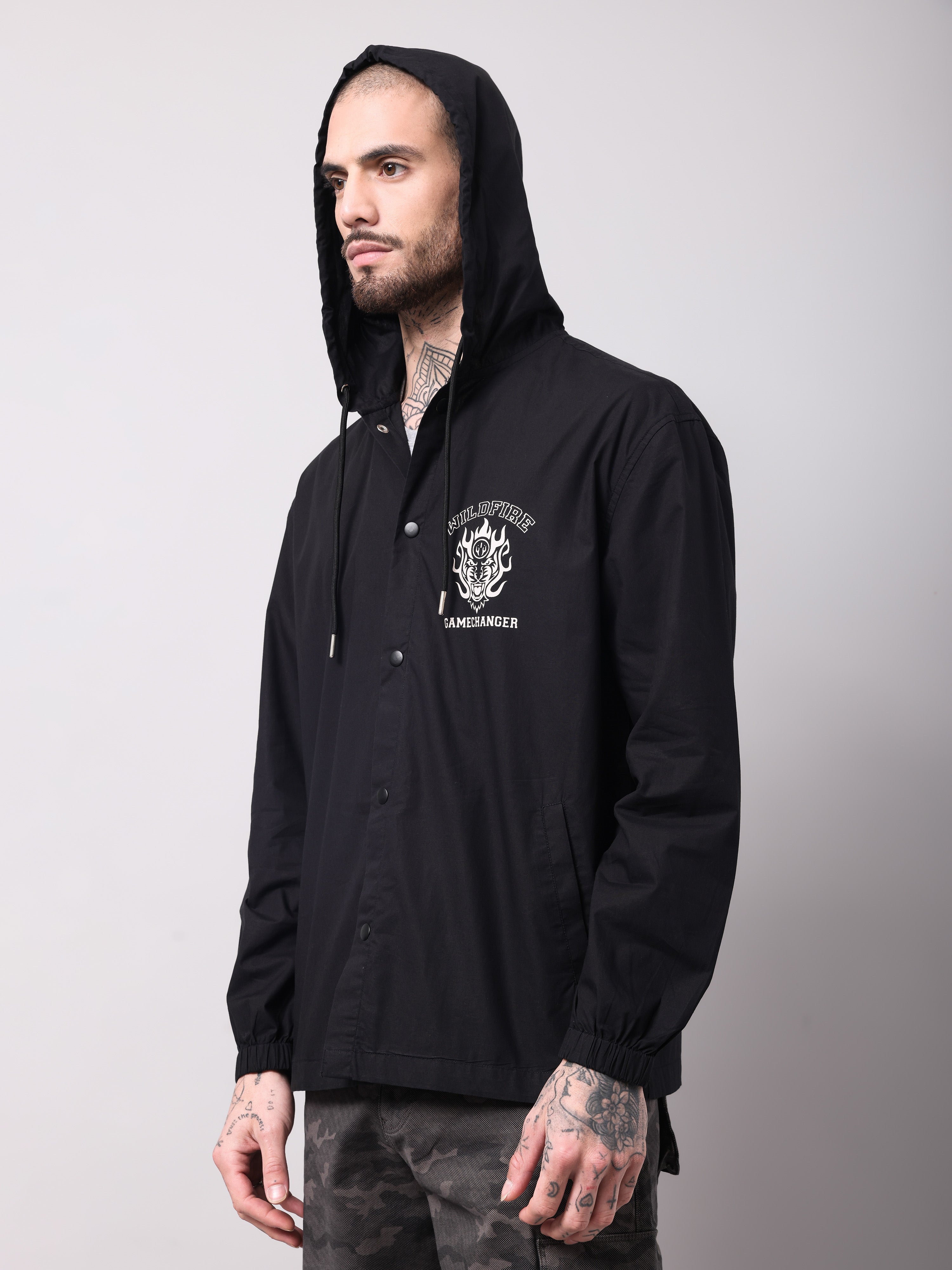 Men's hooded shirt