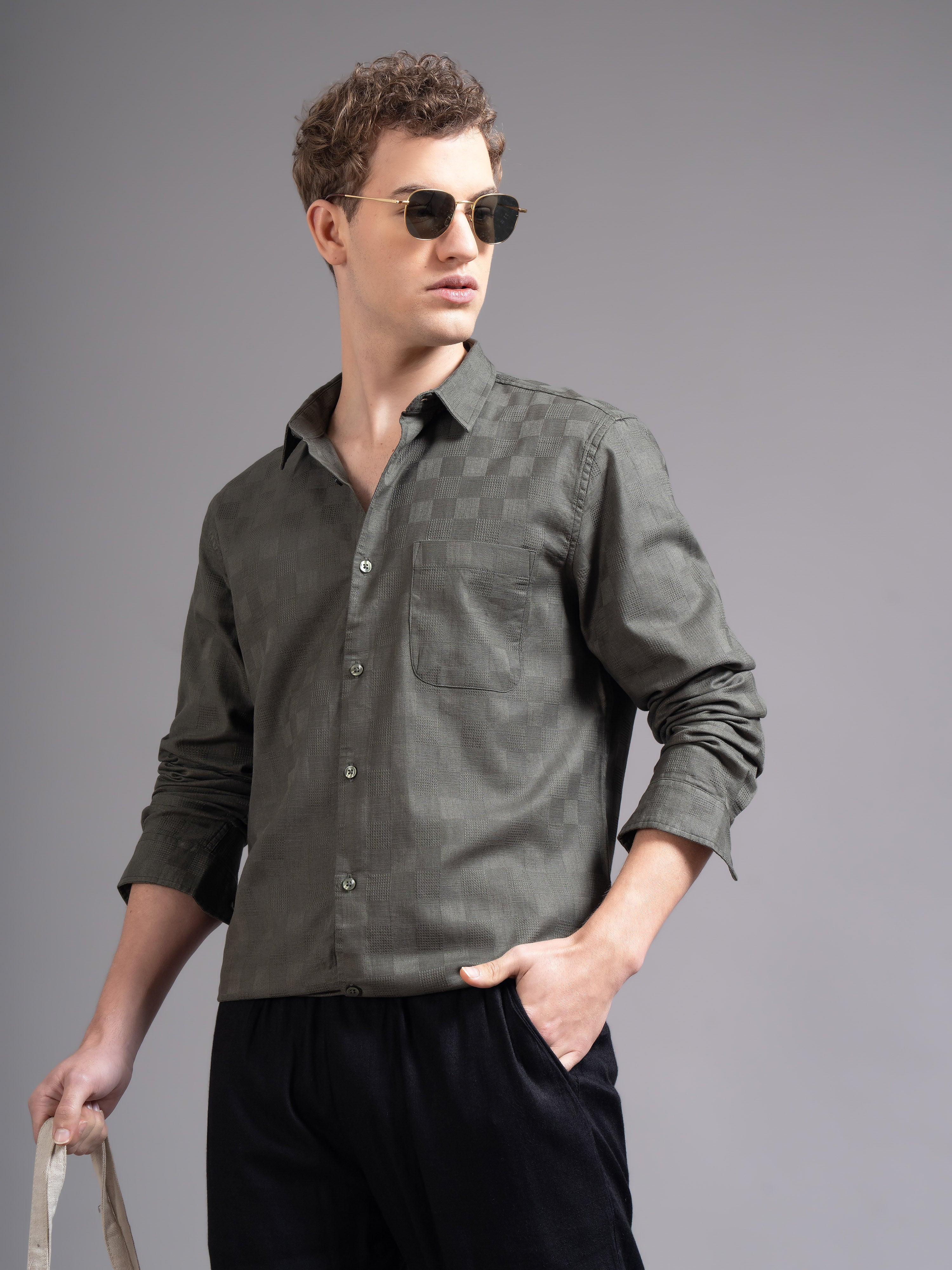 Men Checked Slim Fit Shirt with Patch Pocket