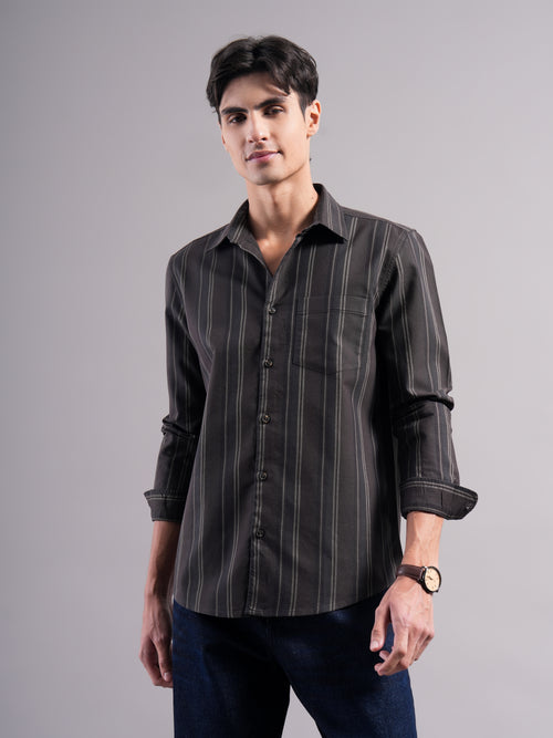 Men Smart Slim Fit Striped Casual Shirt