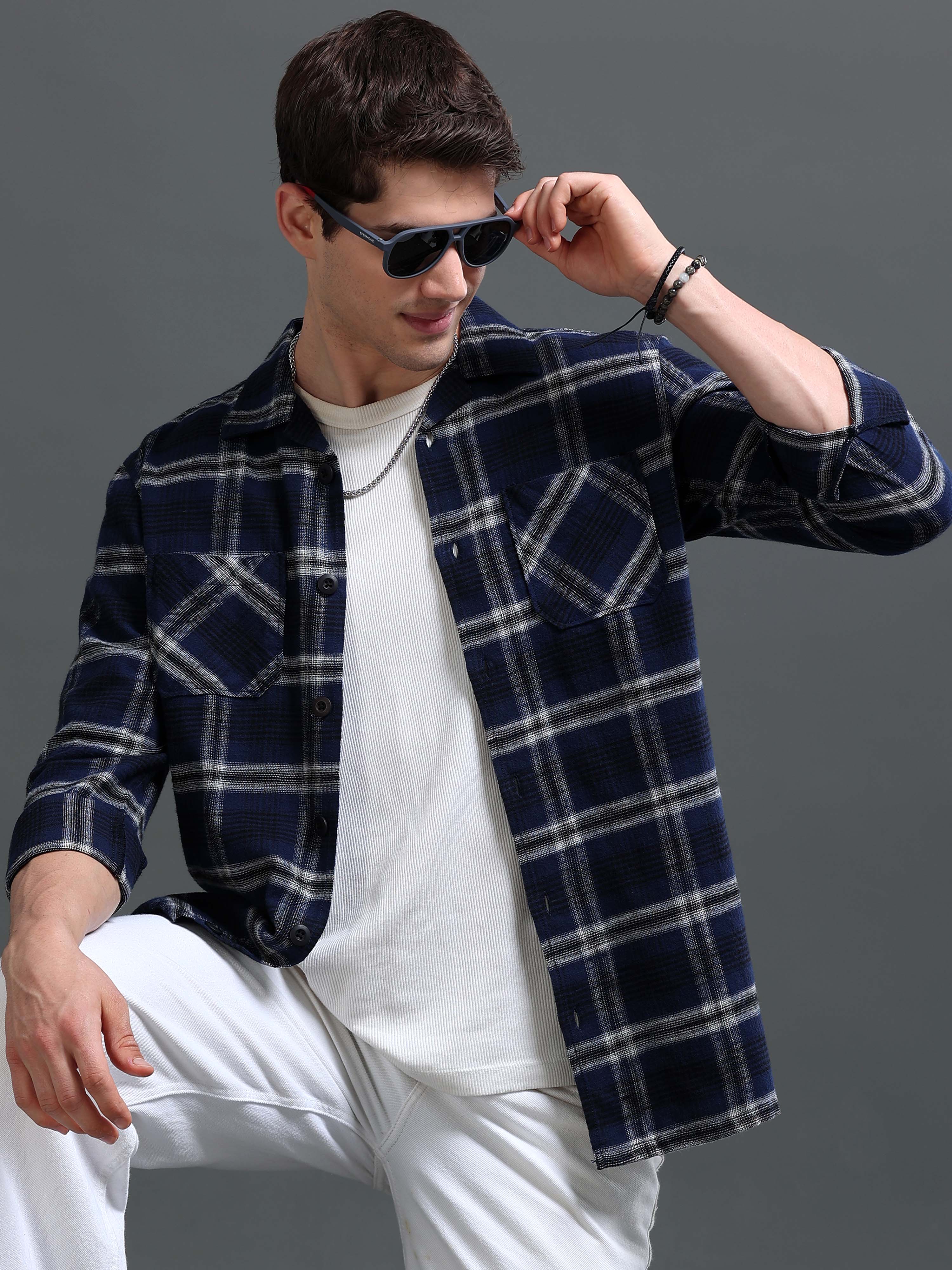Men Smart Slim Fit Checked Casual Shirt