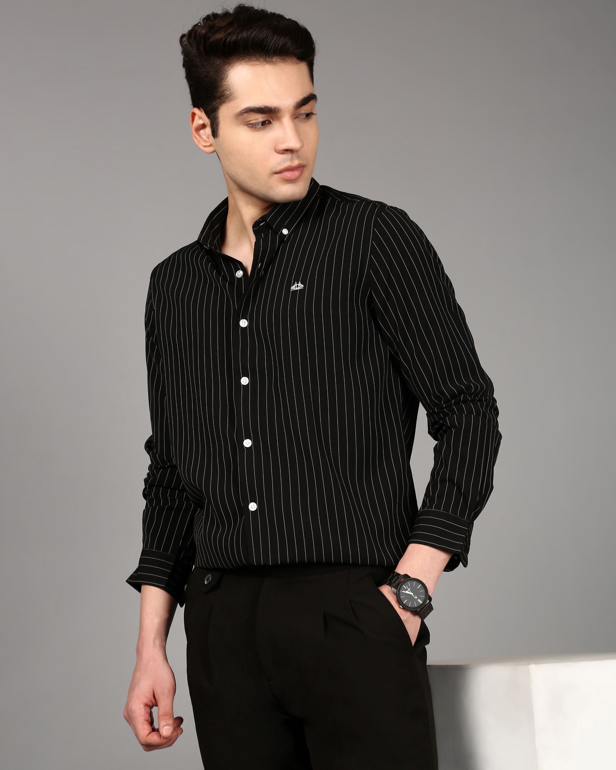 Comfort Slim Fit Vertical Striped Button-Down Collar Casual Shirt