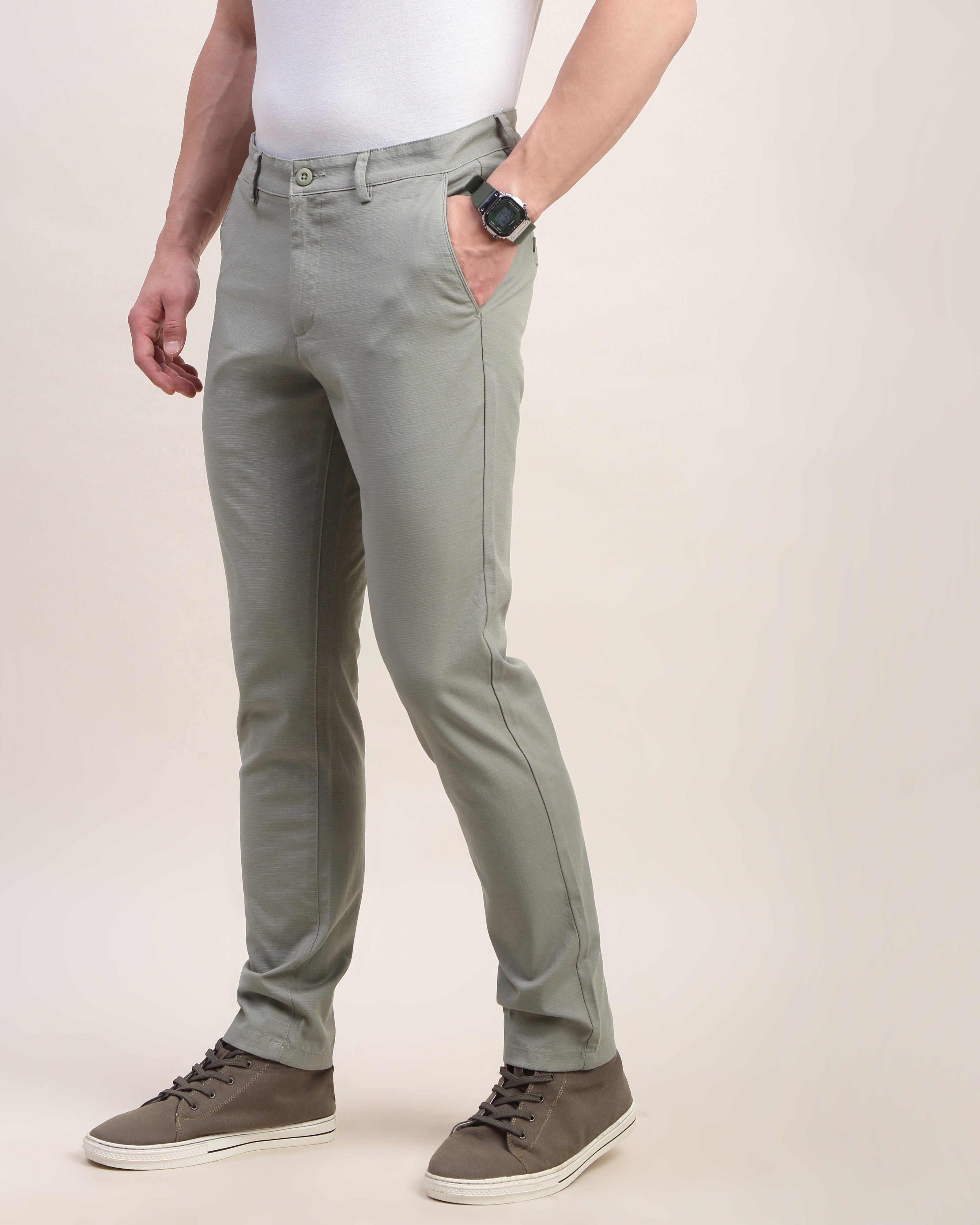 Men Comfort Slim Fit Low-Rise Chinos