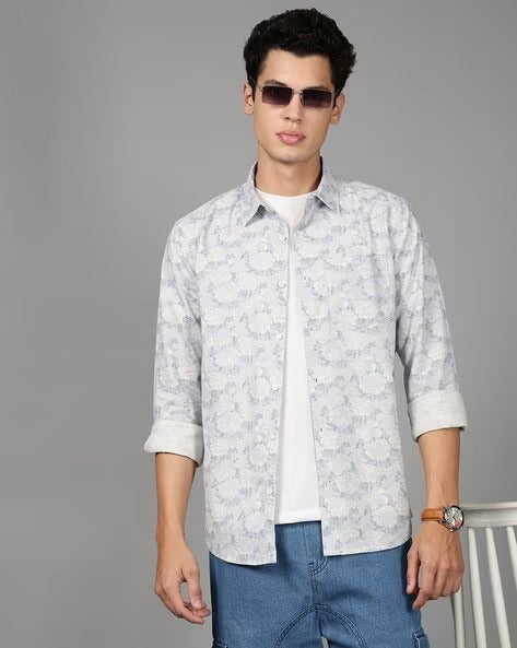 Men Floral Print Slim Fit Shirt with Patch Pocket