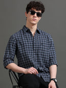 Men Smart Slim Fit Checked Casual Shirt
