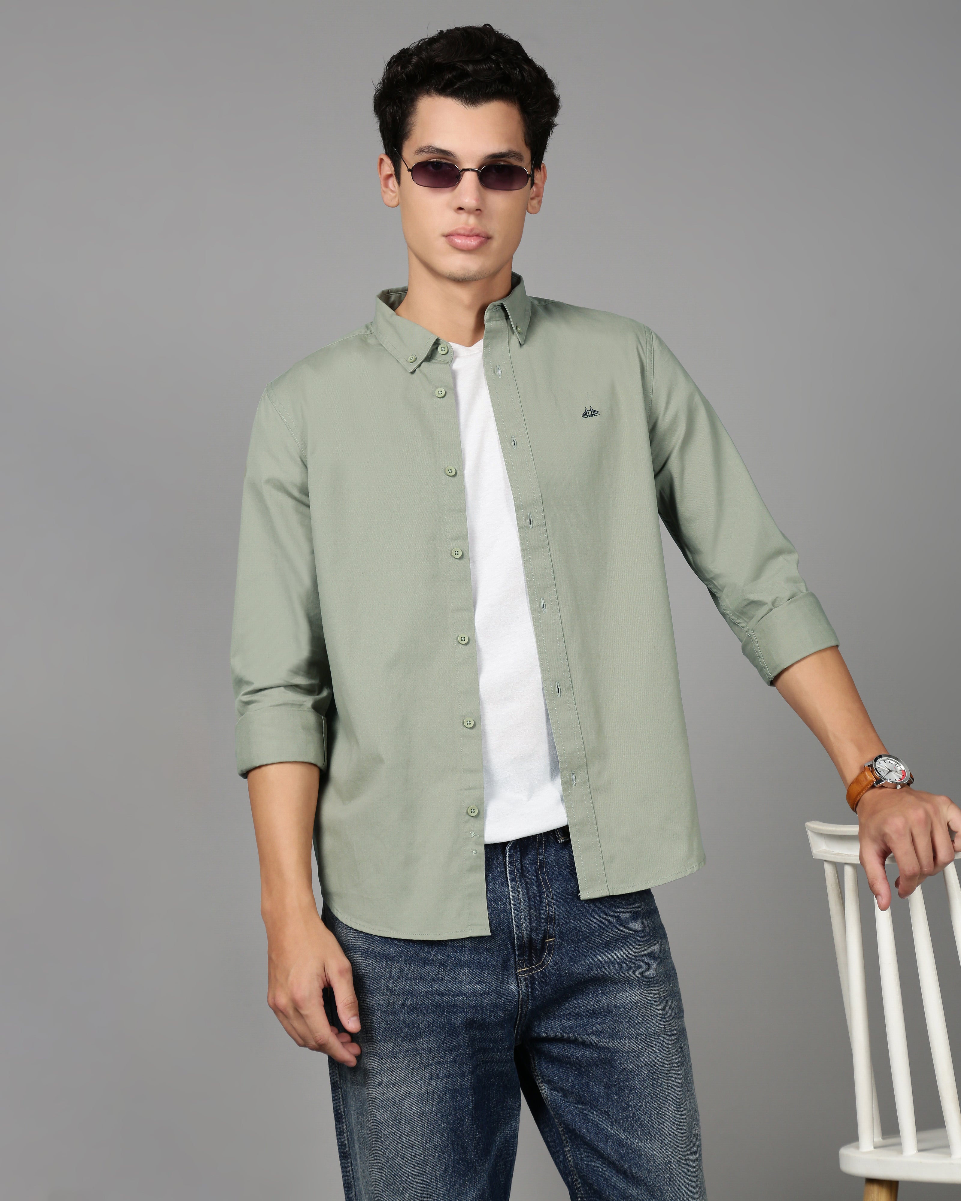Men Smart Slim Fit Solid Button-Down Collar Cotton Casual Shirt
