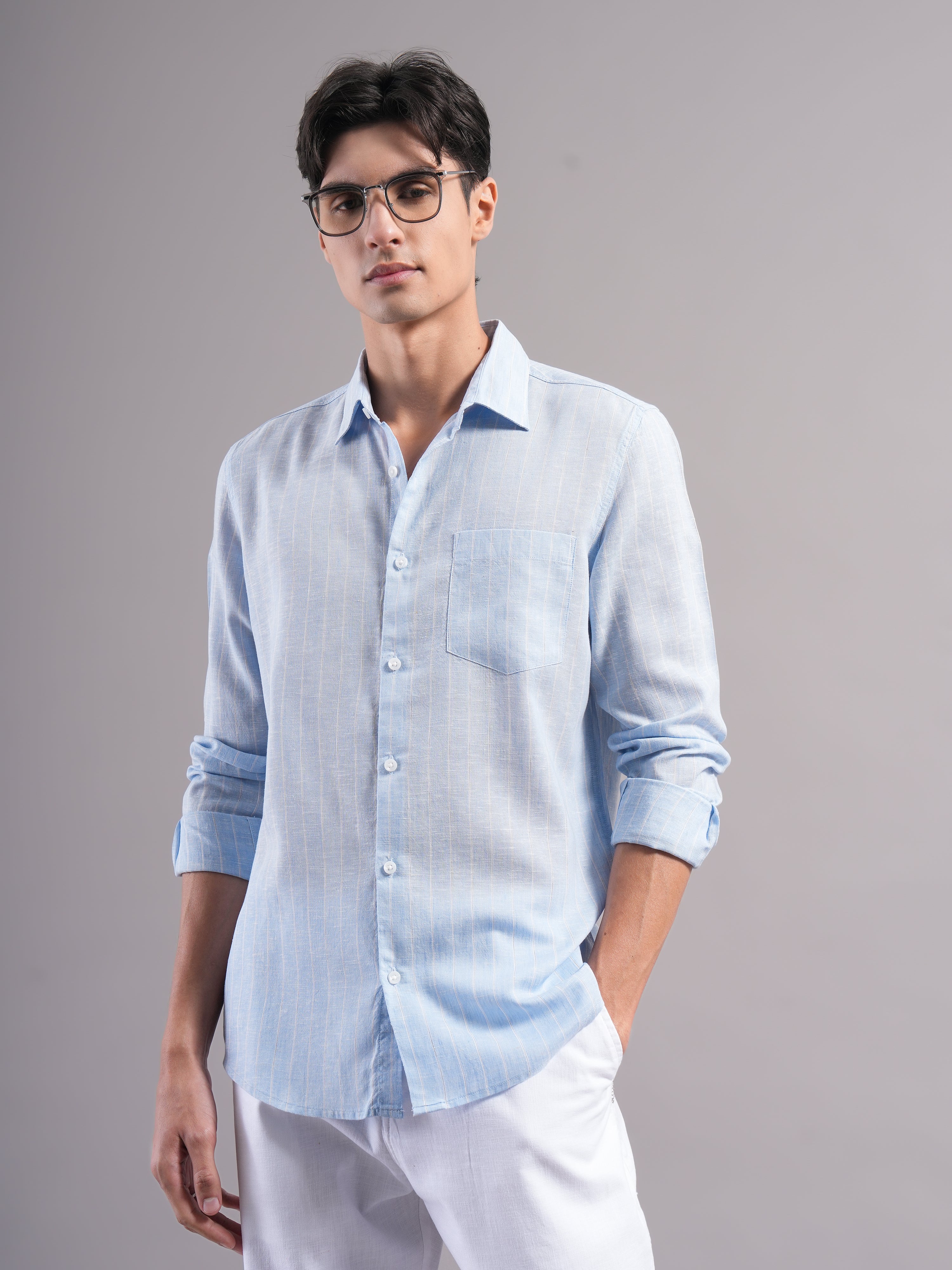 Men Smart Slim Fit Striped Casual Shirt