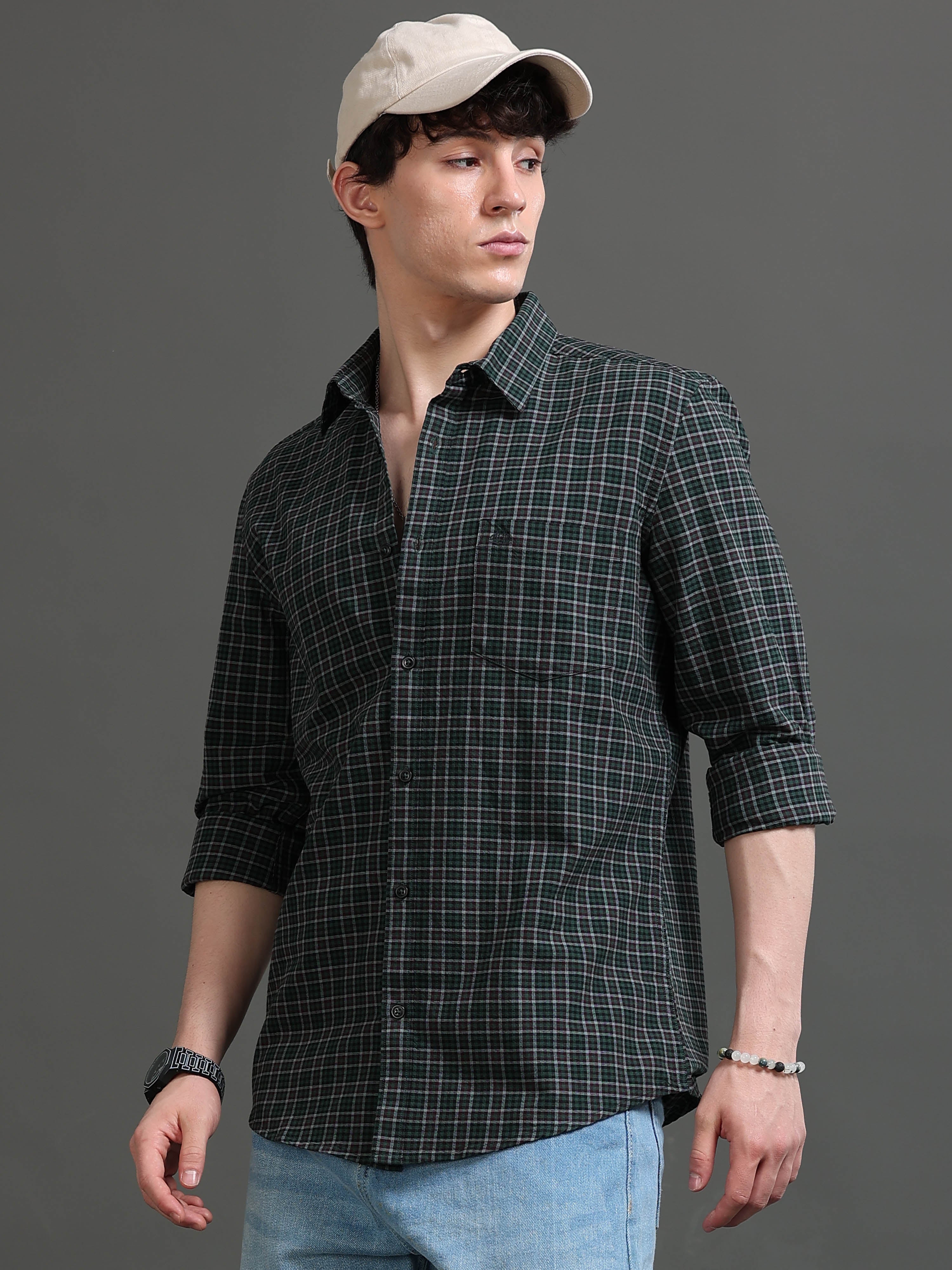 Men Smart Slim Fit Checked Casual Shirt