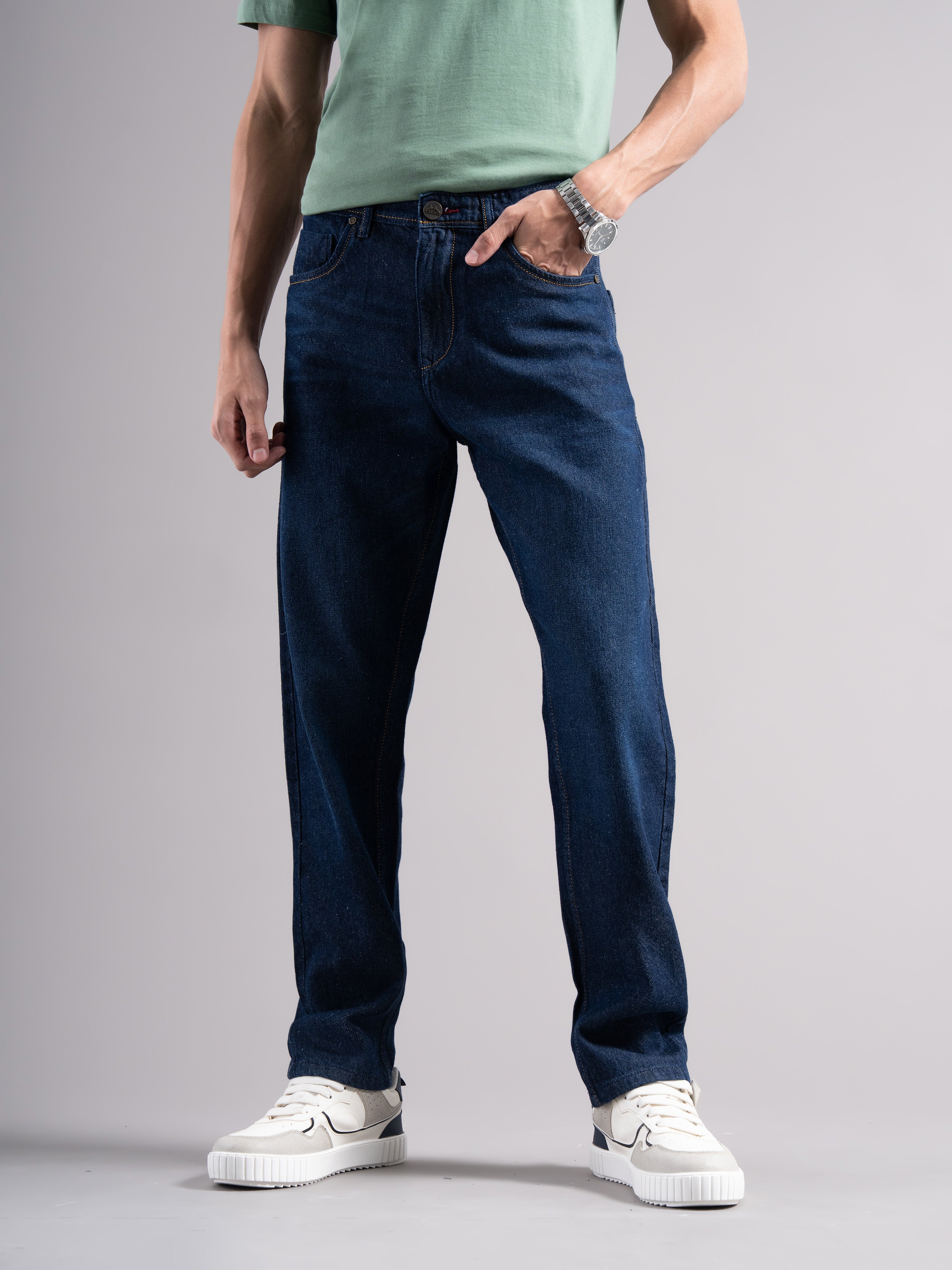 Men Smart Slim Fit Mid-Rise Light Fade Jeans