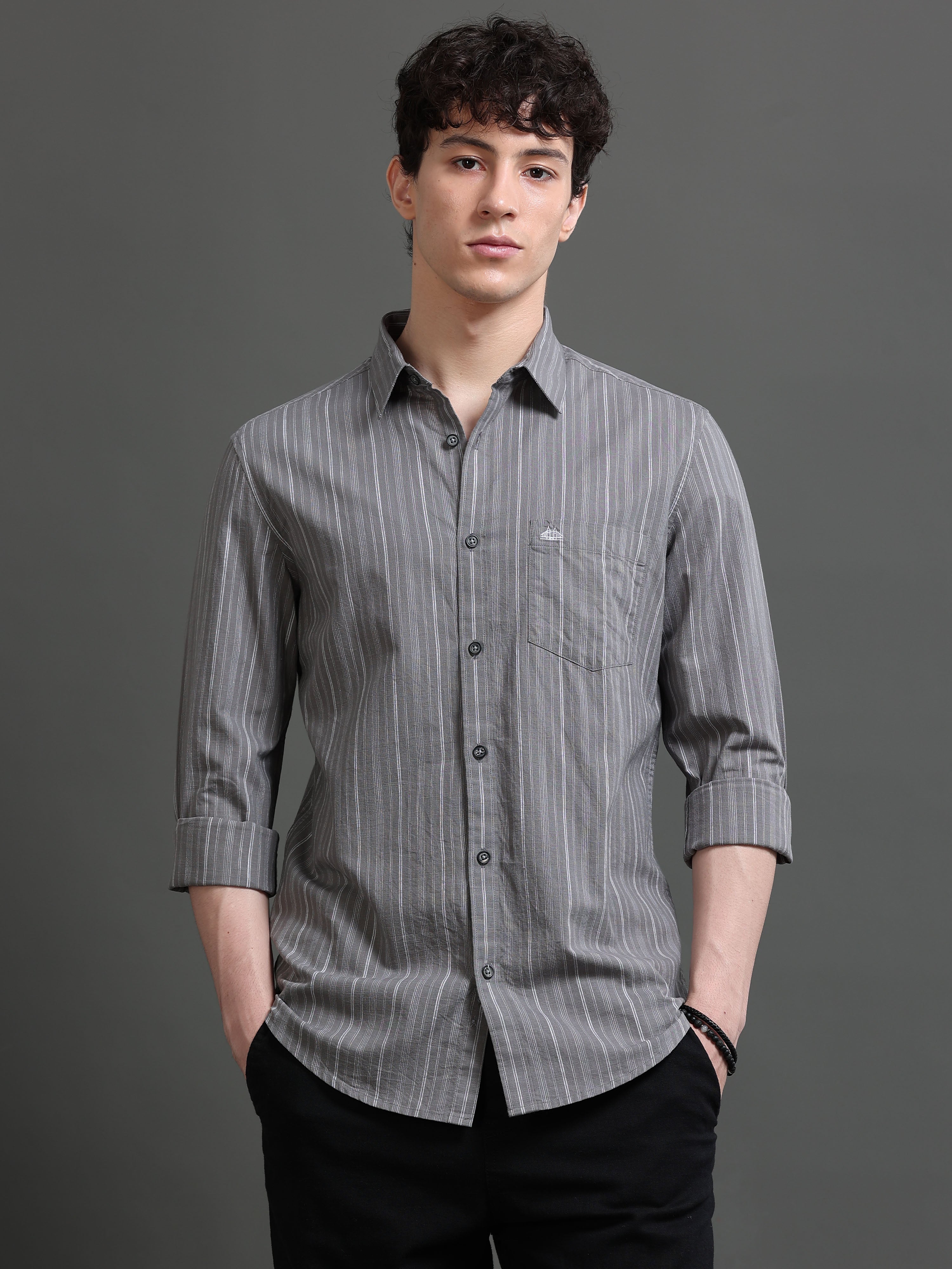 Men Smart Slim Fit Striped Casual Shirt