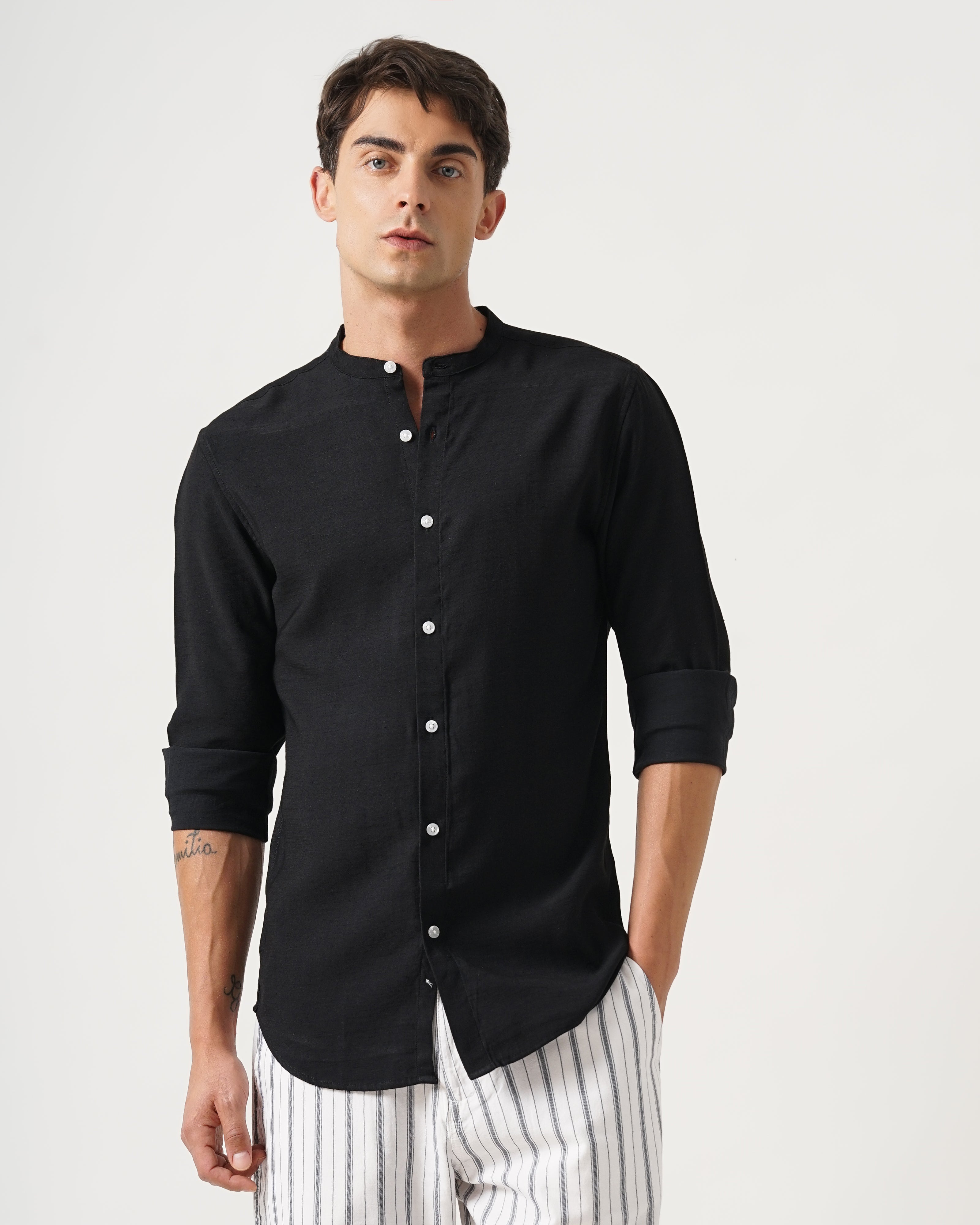 Men's Solid Casual Shirt