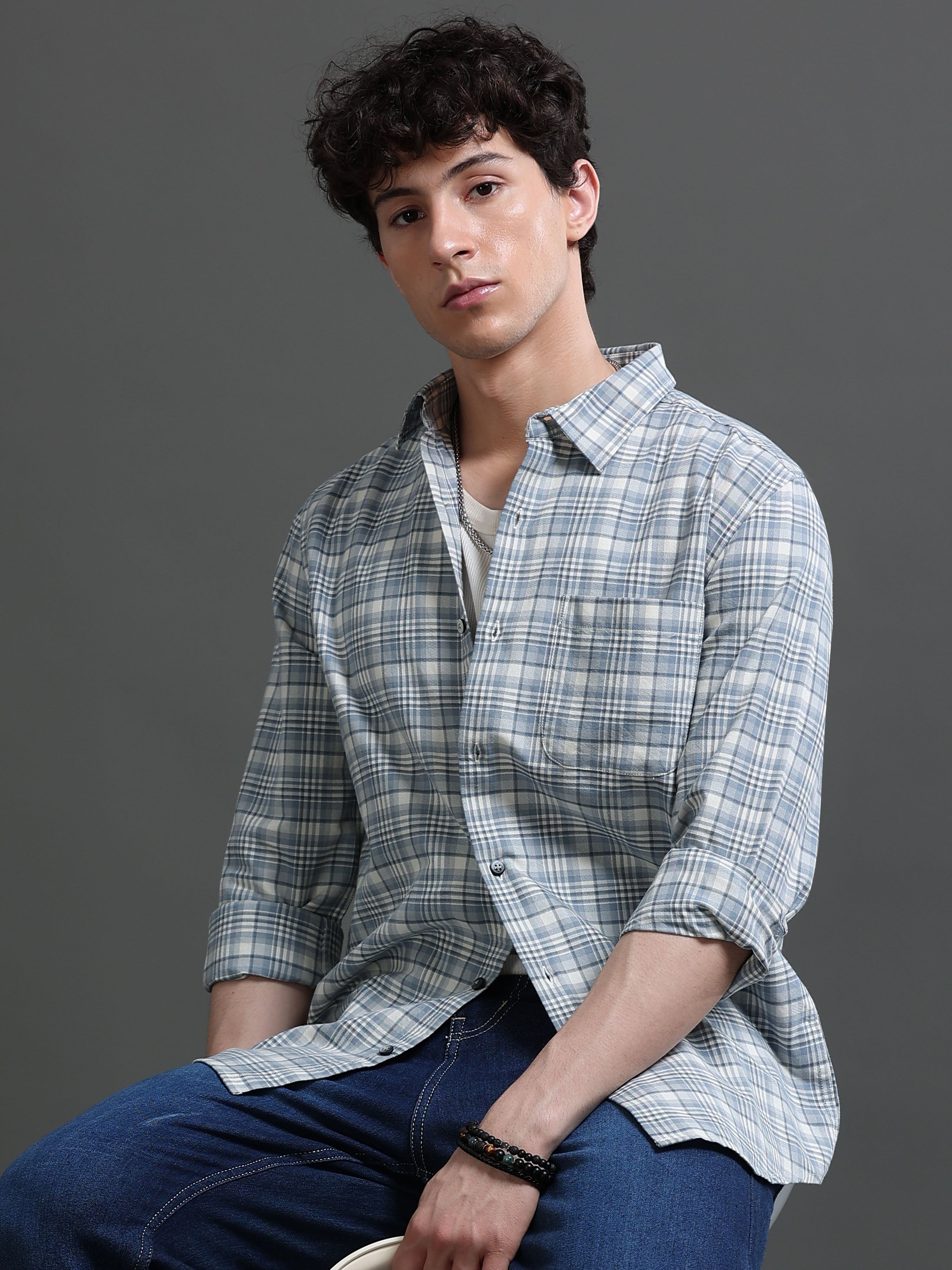 Men Smart Slim Fit Checked Casual Shirt