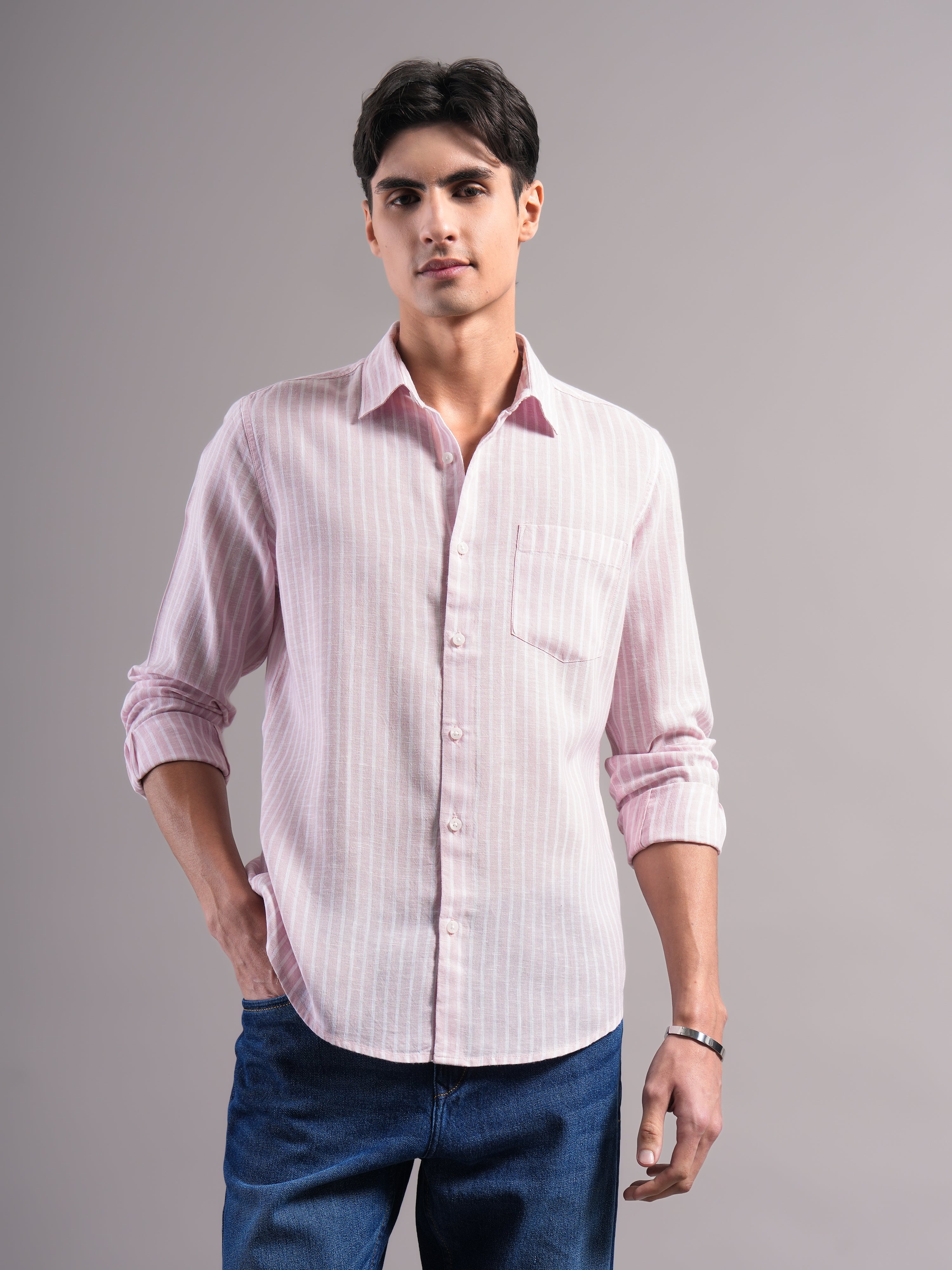 Men Smart Slim Fit Striped Casual Shirt