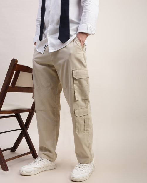 Men Comfort Straight Fit Low-Rise Cargos Trouser
