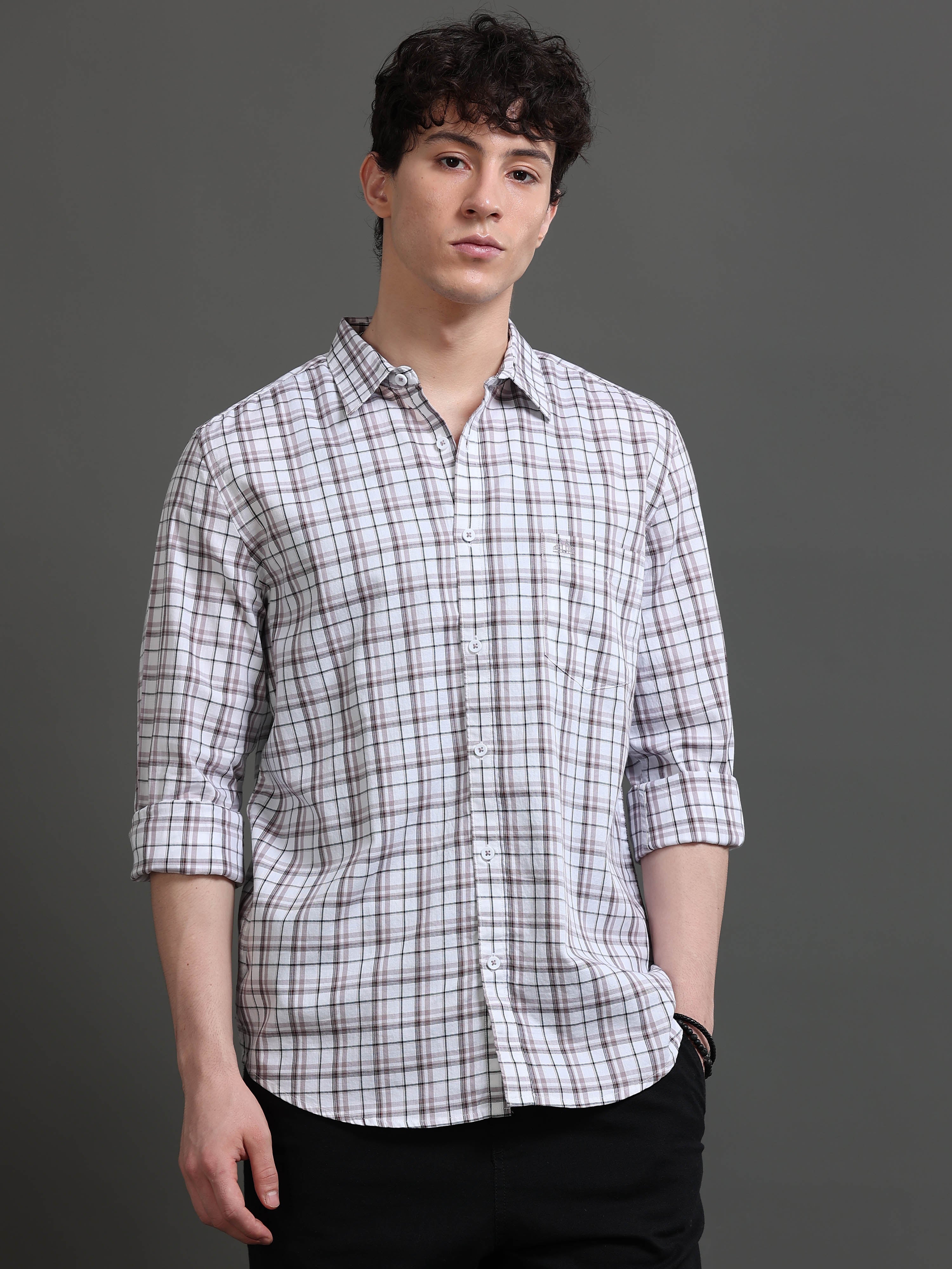 Men Smart Slim Fit Checked Casual Shirt