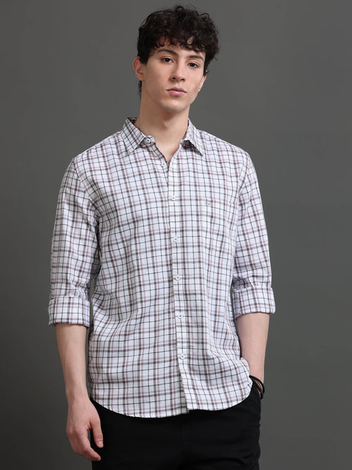 Men Smart Slim Fit Checked Casual Shirt