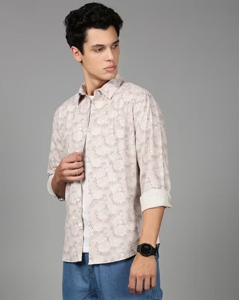 Men Floral Print Slim Fit Shirt with Patch Pocket