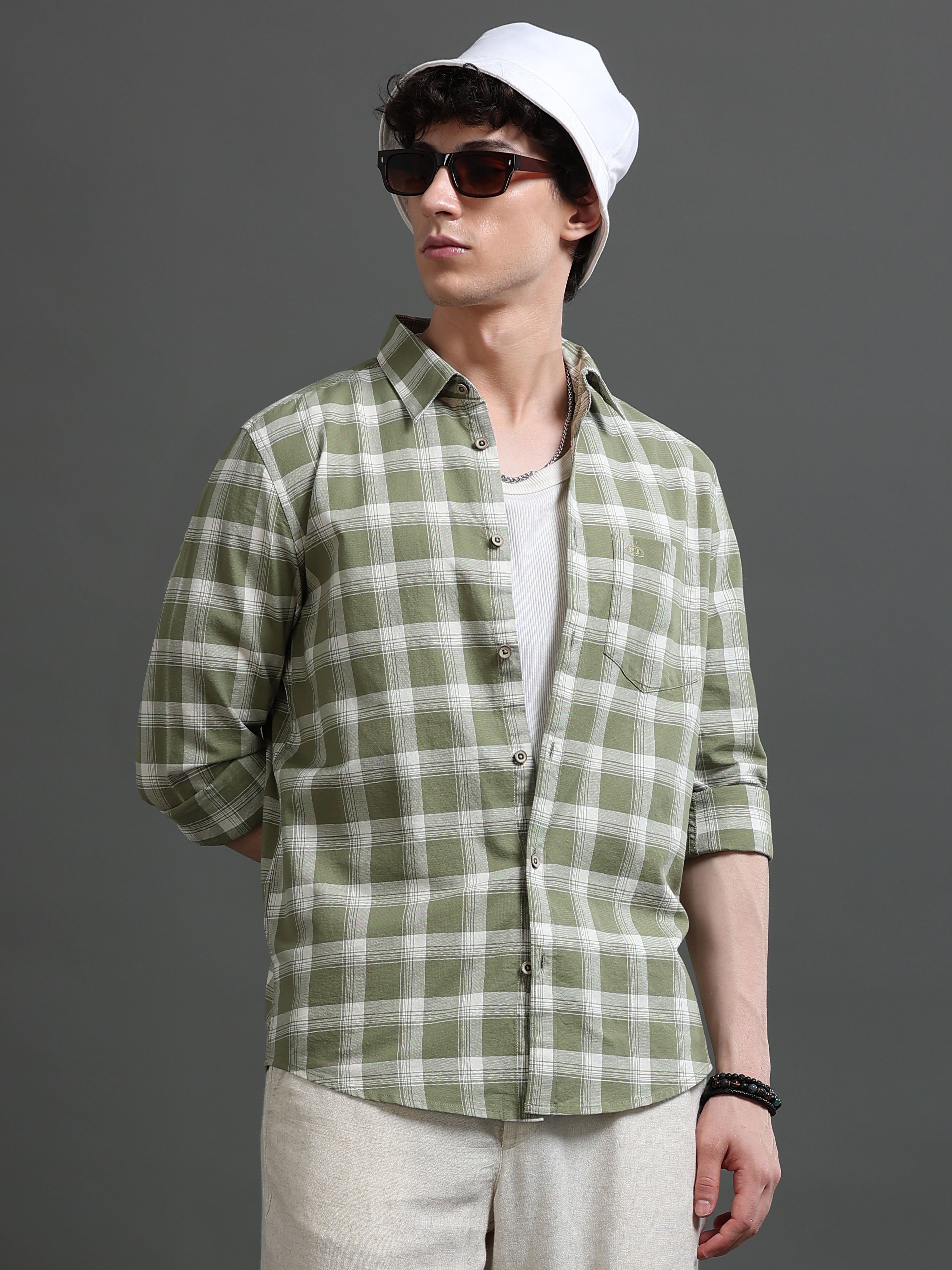 Men Smart Slim Fit Checked Casual Shirt