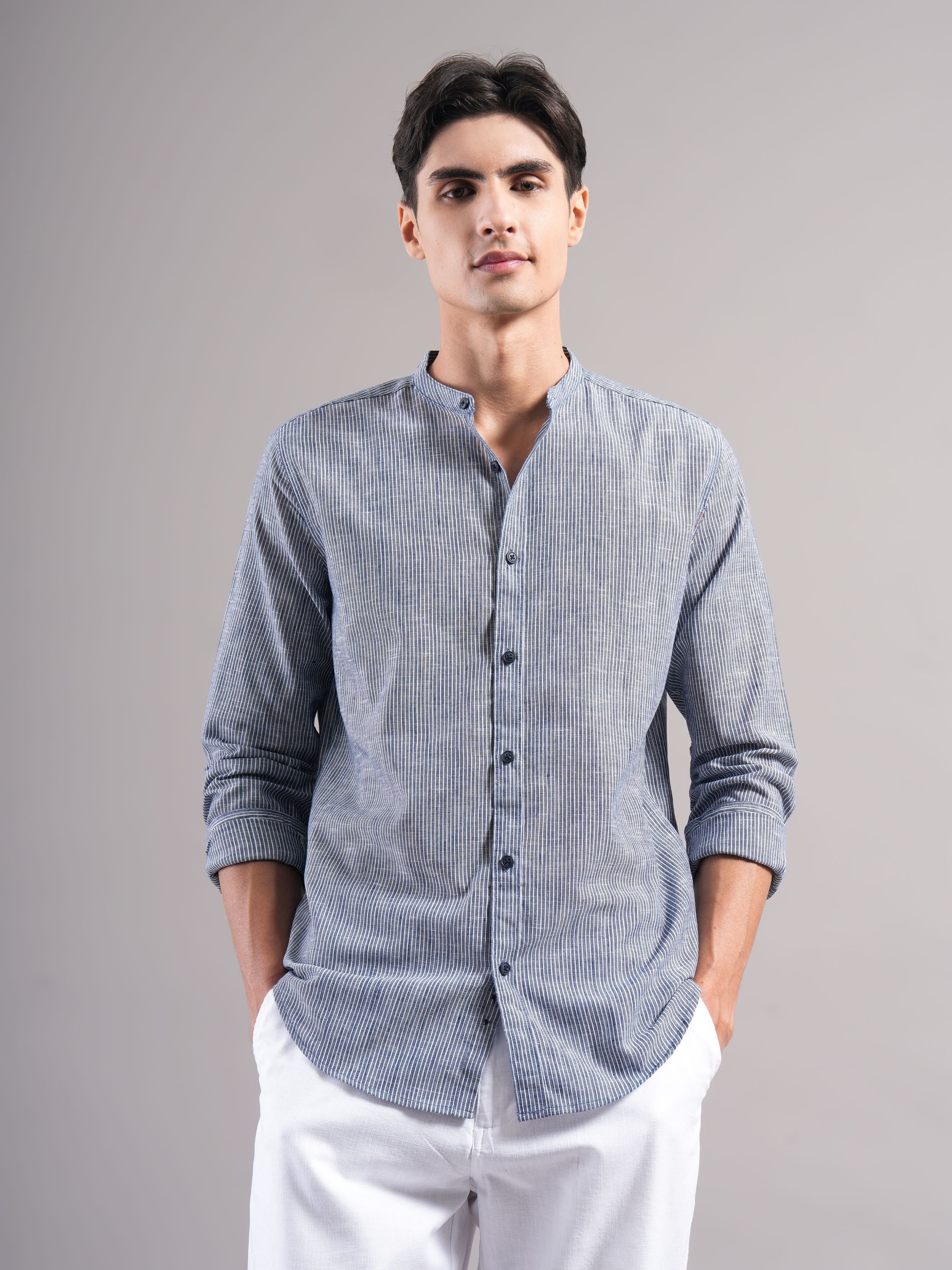 Men Smart Slim Fit Striped Casual Shirt