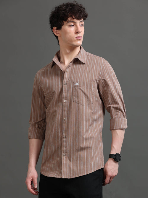 Men Smart Slim Fit Striped Casual Shirt