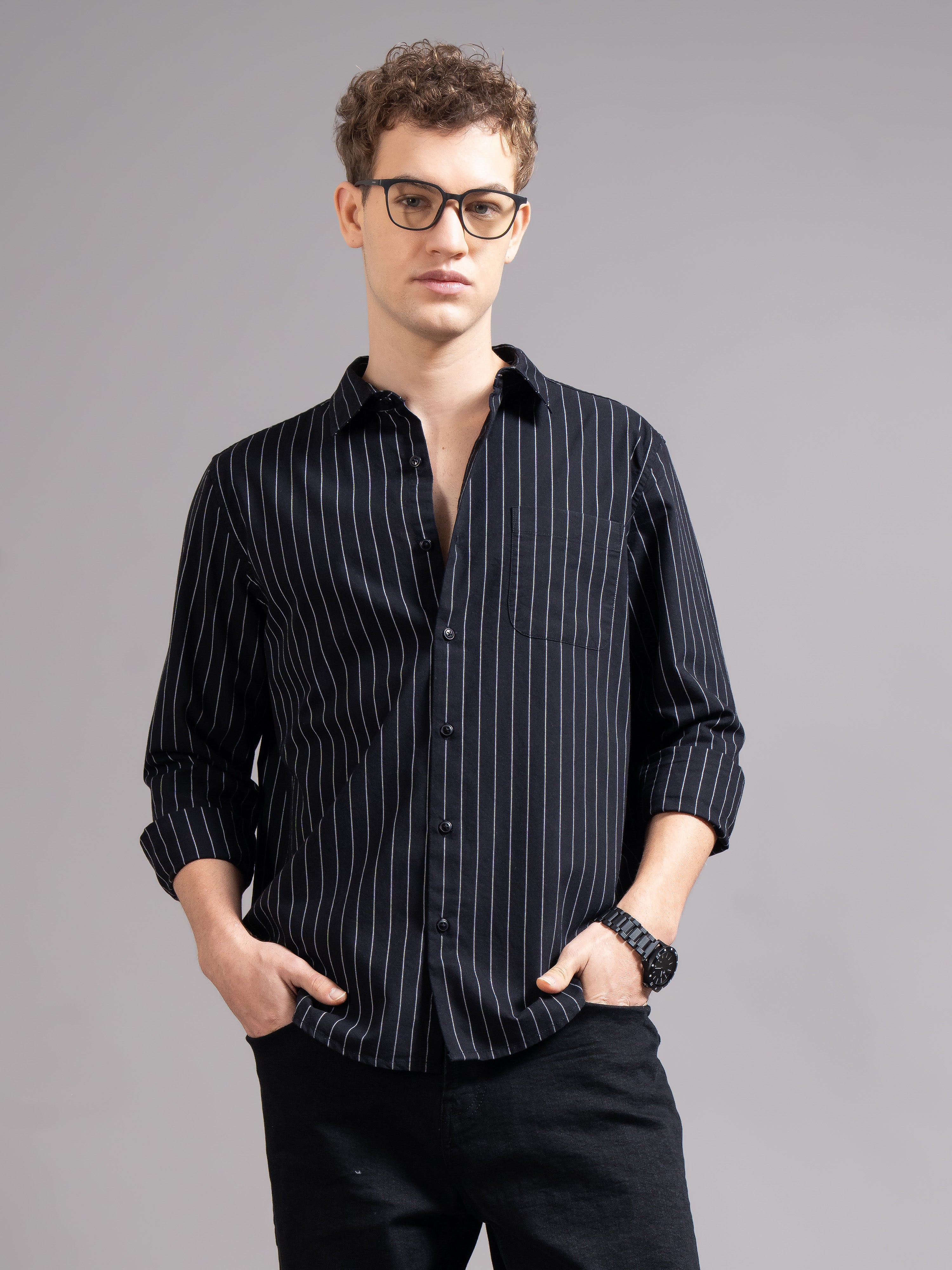 Smart Slim Fit Vertical Striped Spread Collar Cotton Casual Shirt