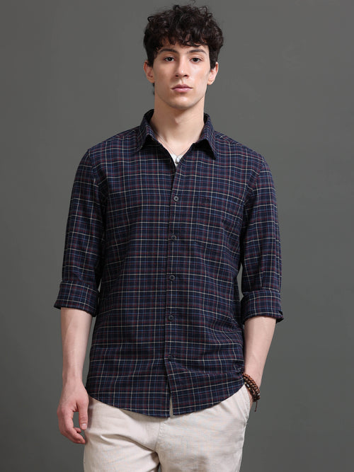 Men Smart Slim Fit Checked Casual Shirt