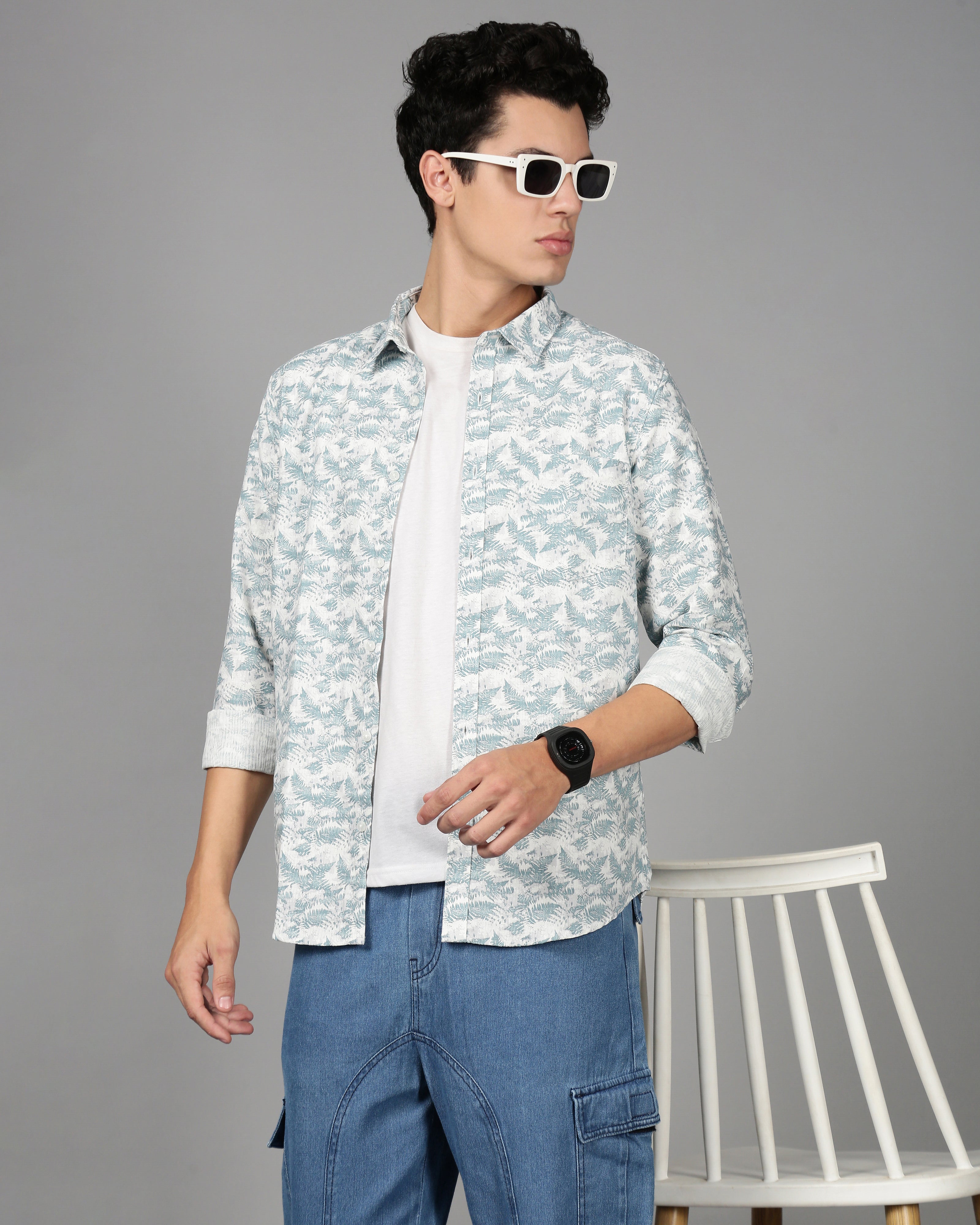 Men Smart Slim Fit Floral Printed Spread Collar Cotton Casual Shirt
