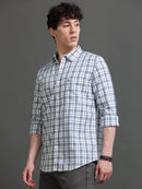 Men Smart Slim Fit Checked Casual Shirt