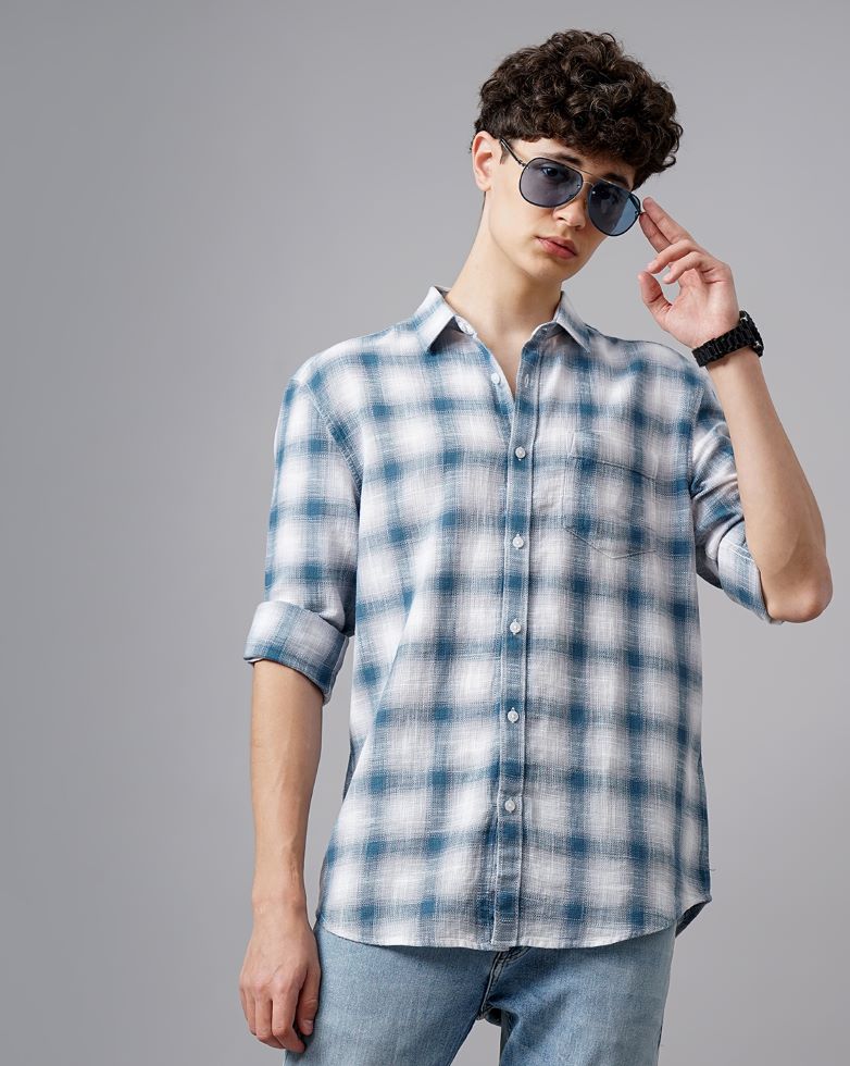 Moklino  Checks Slimfit  Cotton Casual Shirt