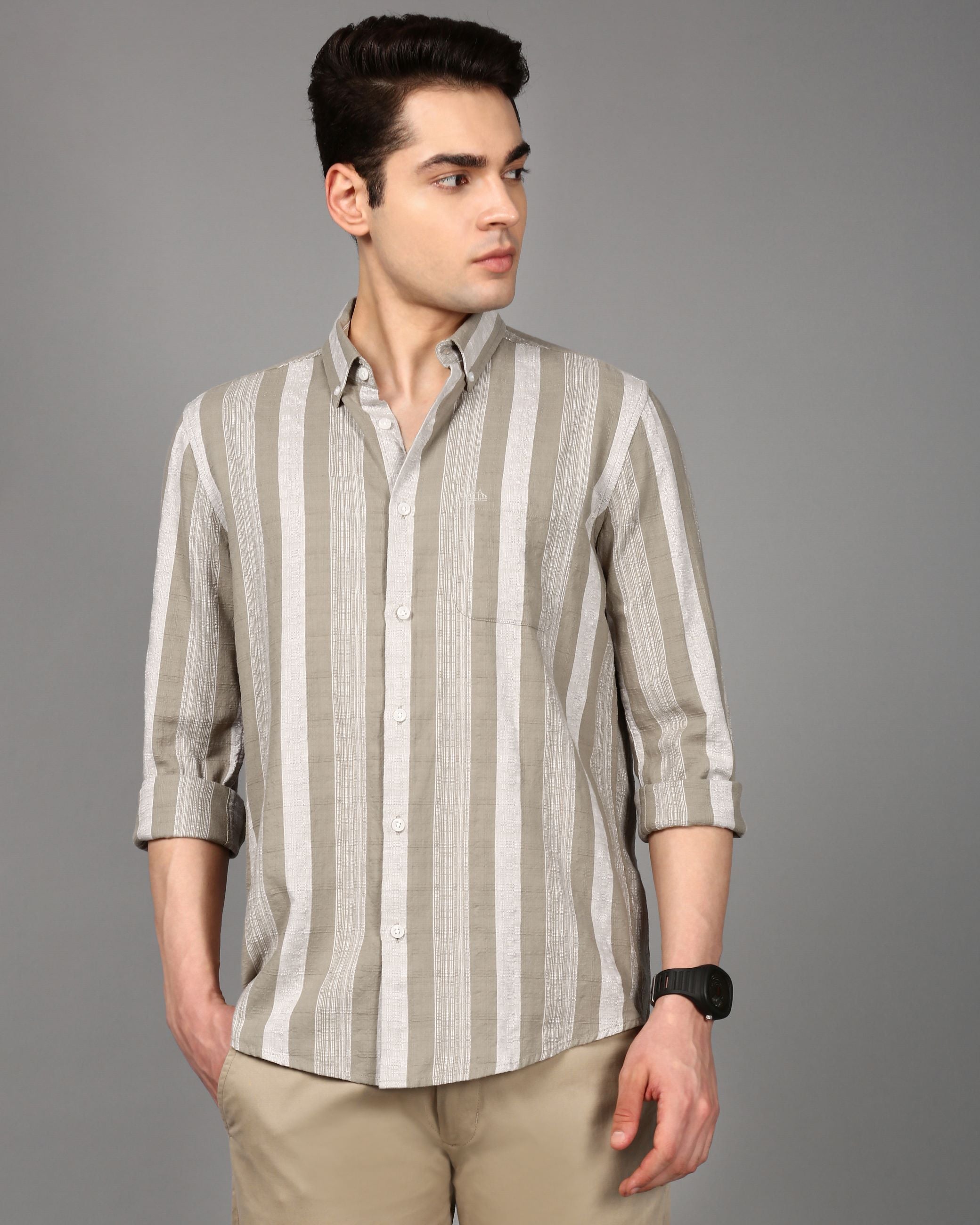 Men Comfort Fit Vertical Striped Casual Shirt