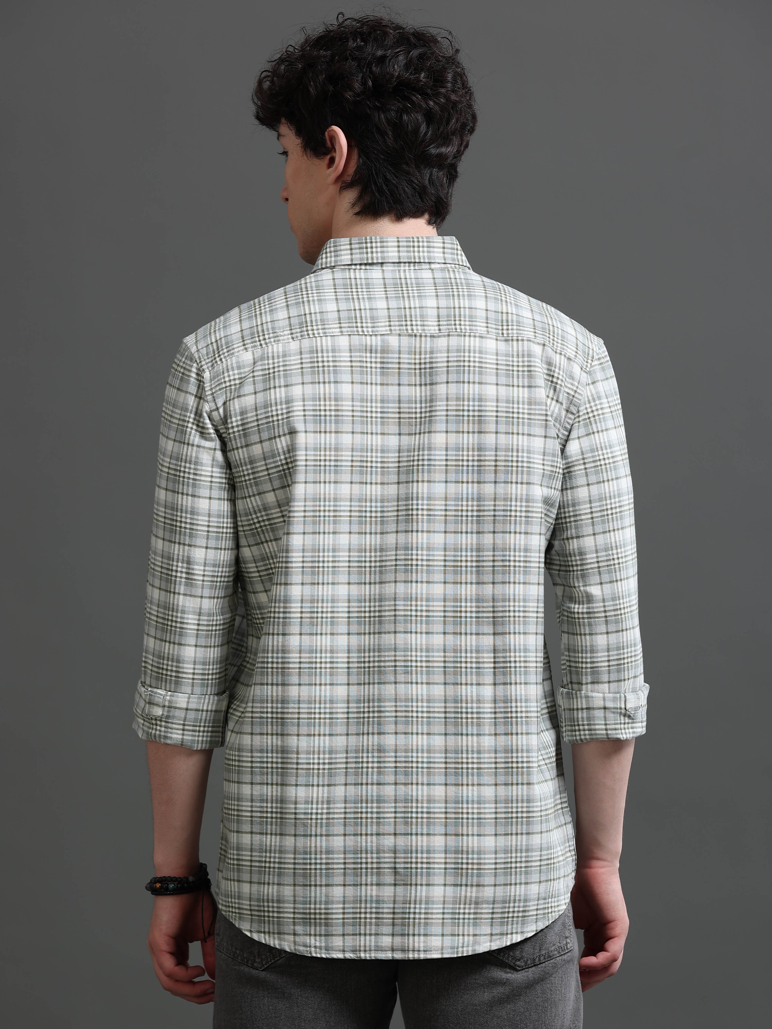 Men Smart Slim Fit Checked Casual Shirt