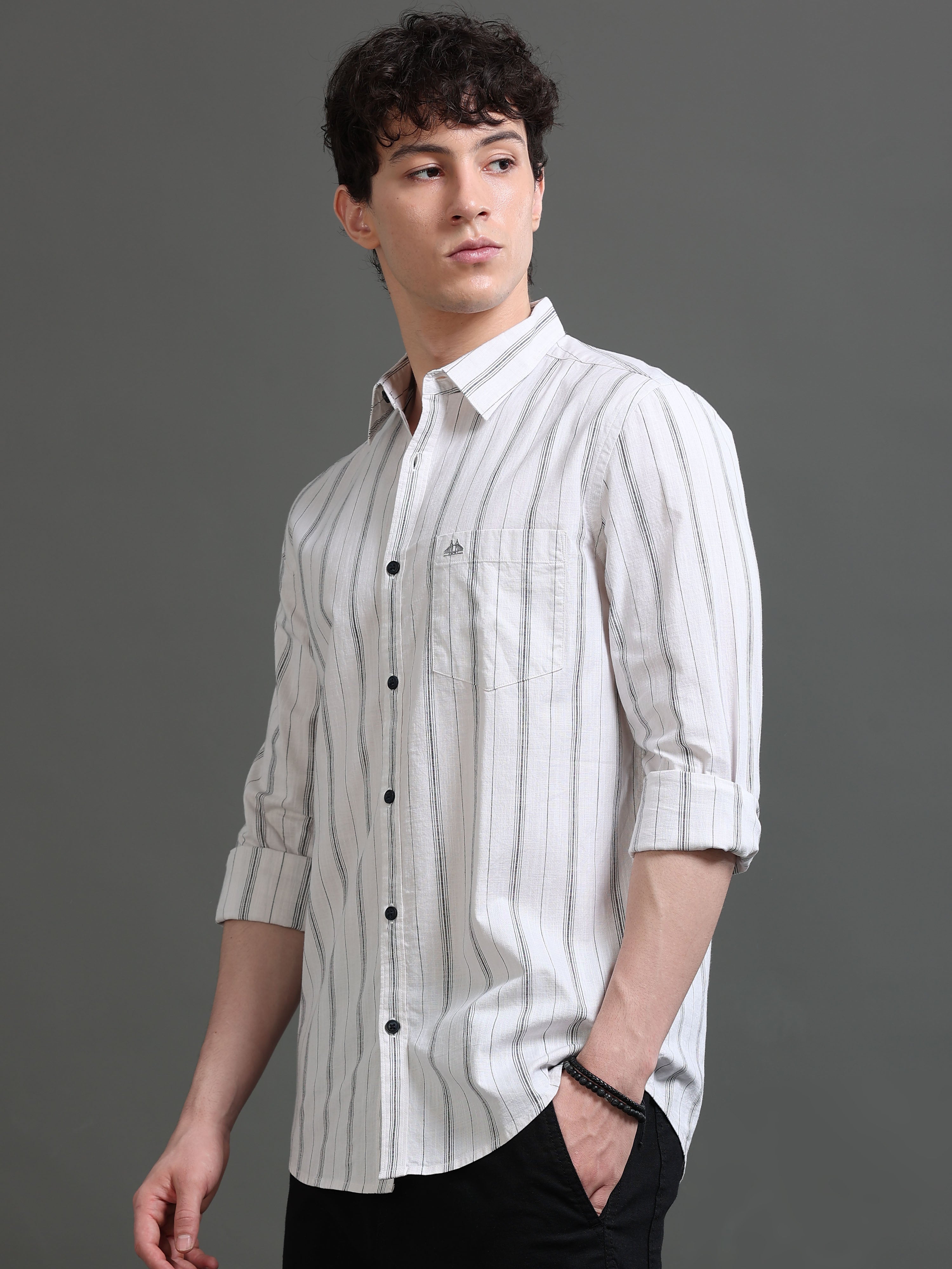 Men Smart Slim Fit Striped Casual Shirt