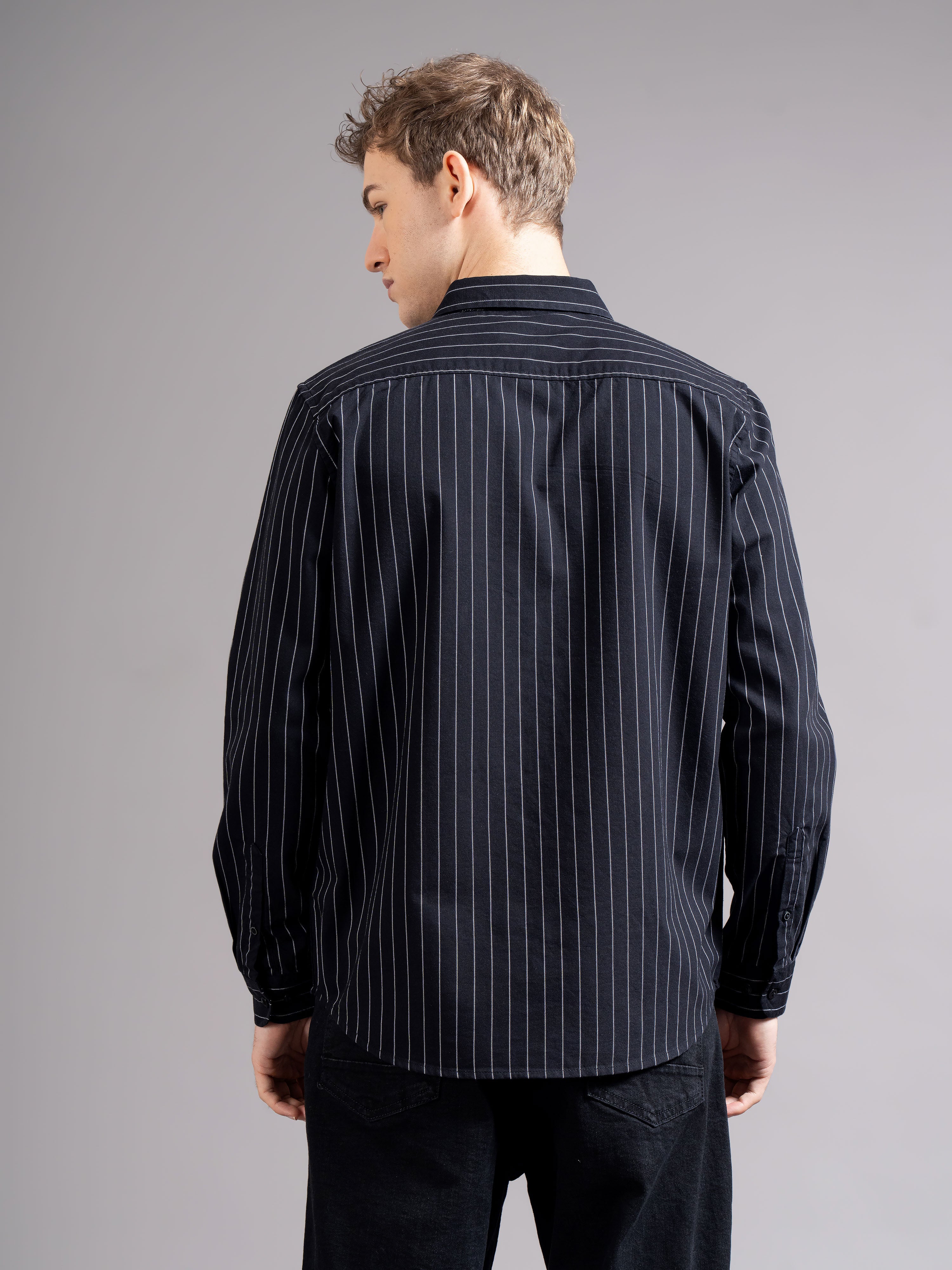 Smart Slim Fit Vertical Striped Spread Collar Cotton Casual Shirt