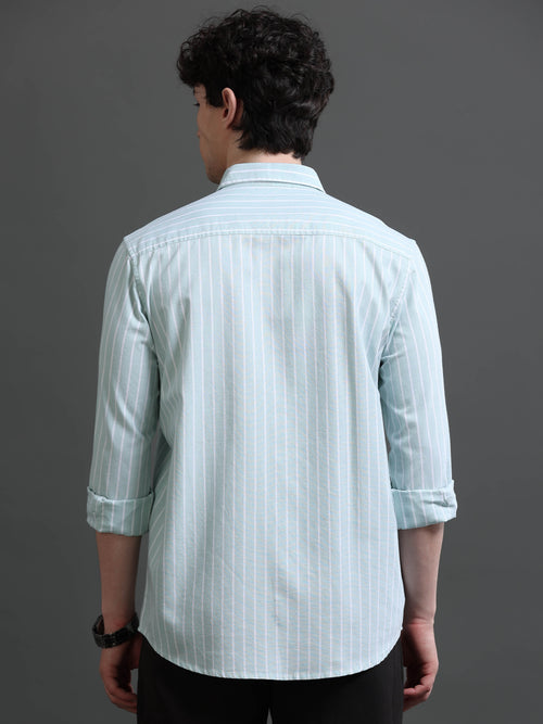 Men Smart Slim Fit Striped Casual Shirt
