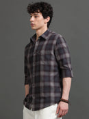Men Smart Slim Fit Checked Casual Shirt