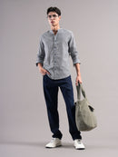 Men Smart Slim Fit Striped Casual Shirt
