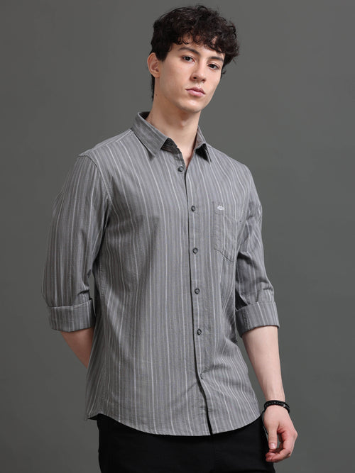 Men Smart Slim Fit Striped Casual Shirt