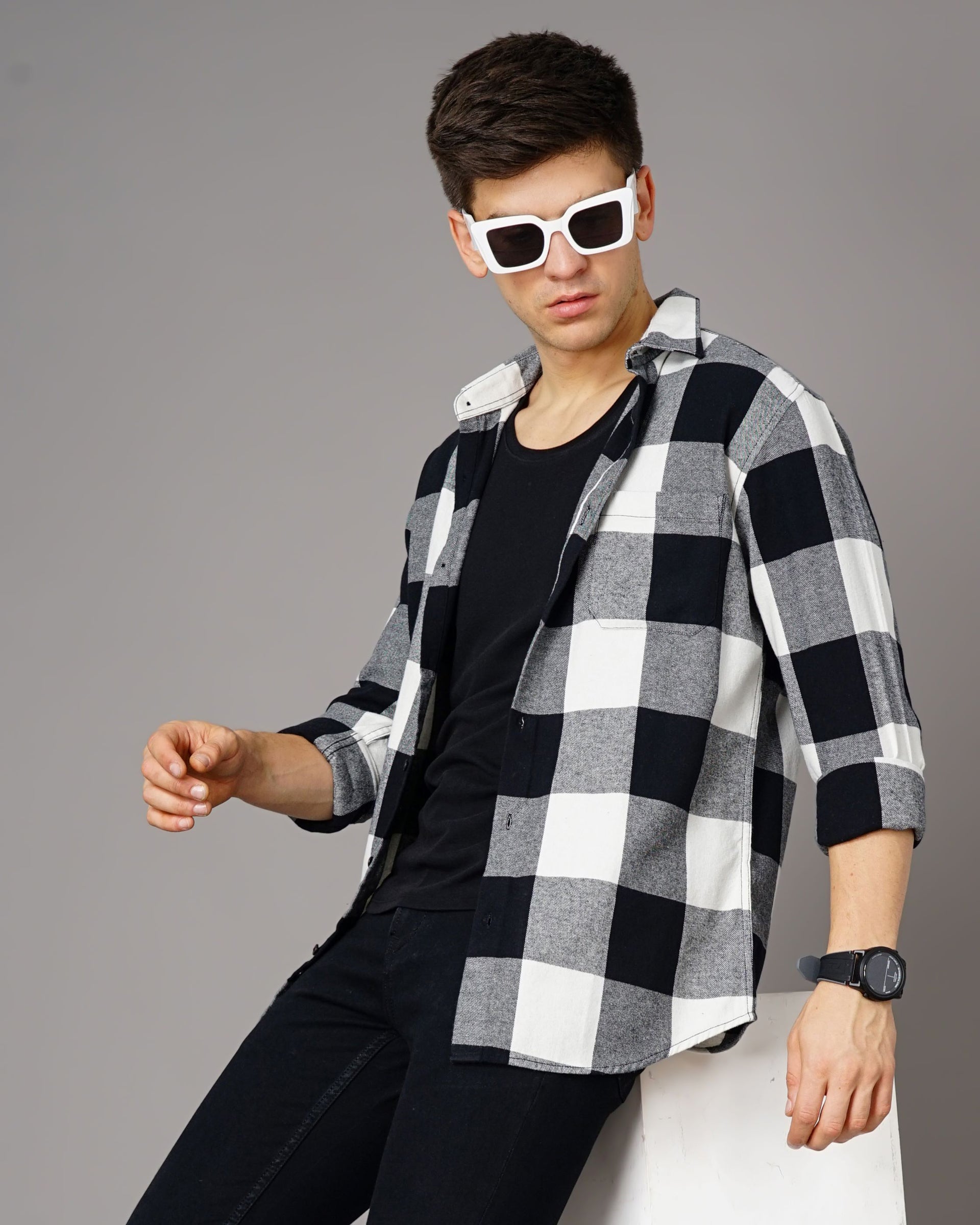 Men's Checks Shirt