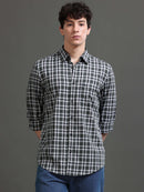 Men Smart Slim Fit Checked Casual Shirt