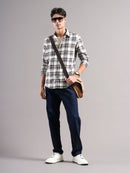Men Smart Slim Fit Checked Casual Shirt