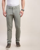Men Comfort Slim Fit Low-Rise Chinos