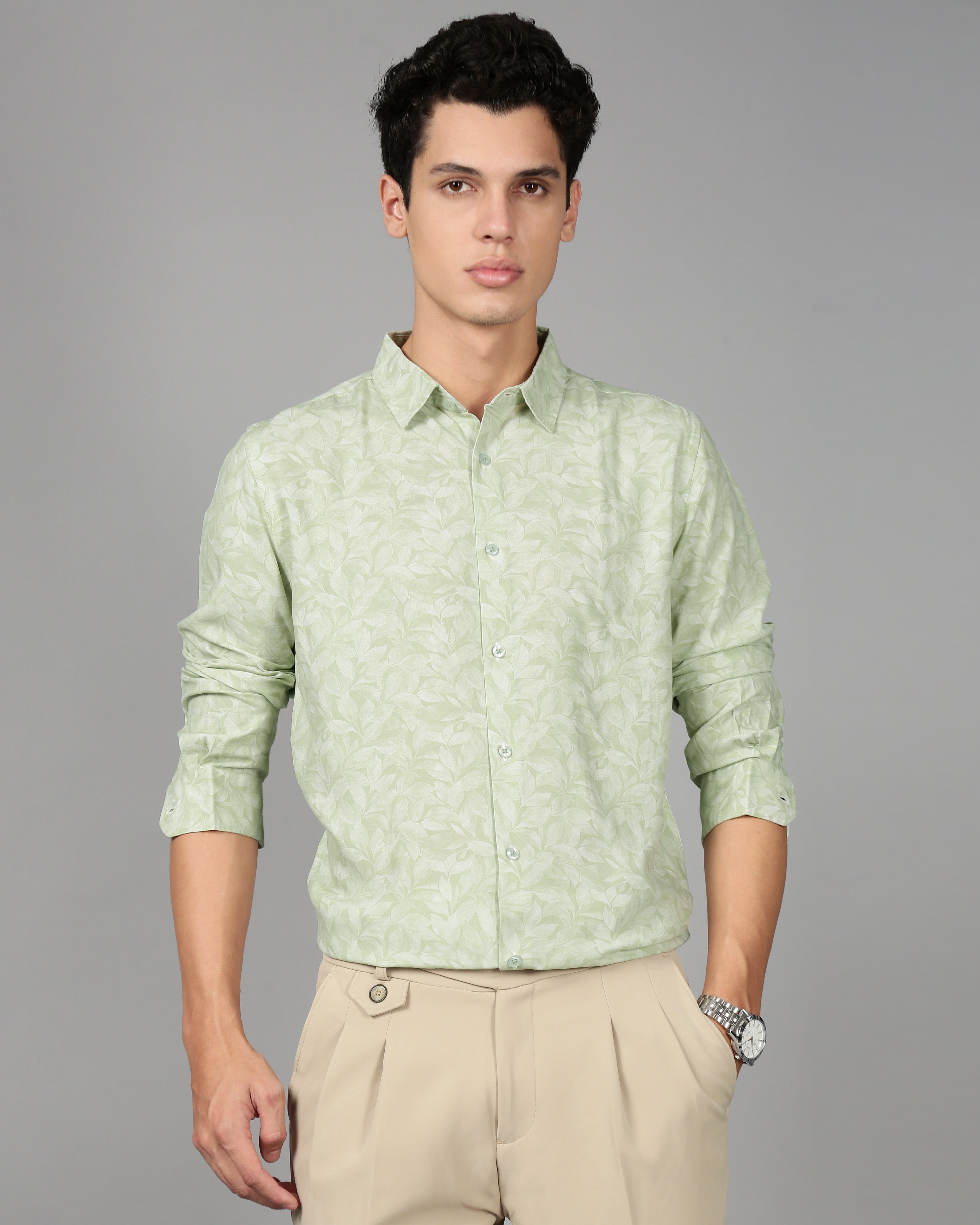 Men Smart Slim Fit Floral Printed Spread Collar Cotton Casual Shirt