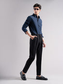 Men Low-Rise Relaxed Fit Stretchable Pleated Chinos