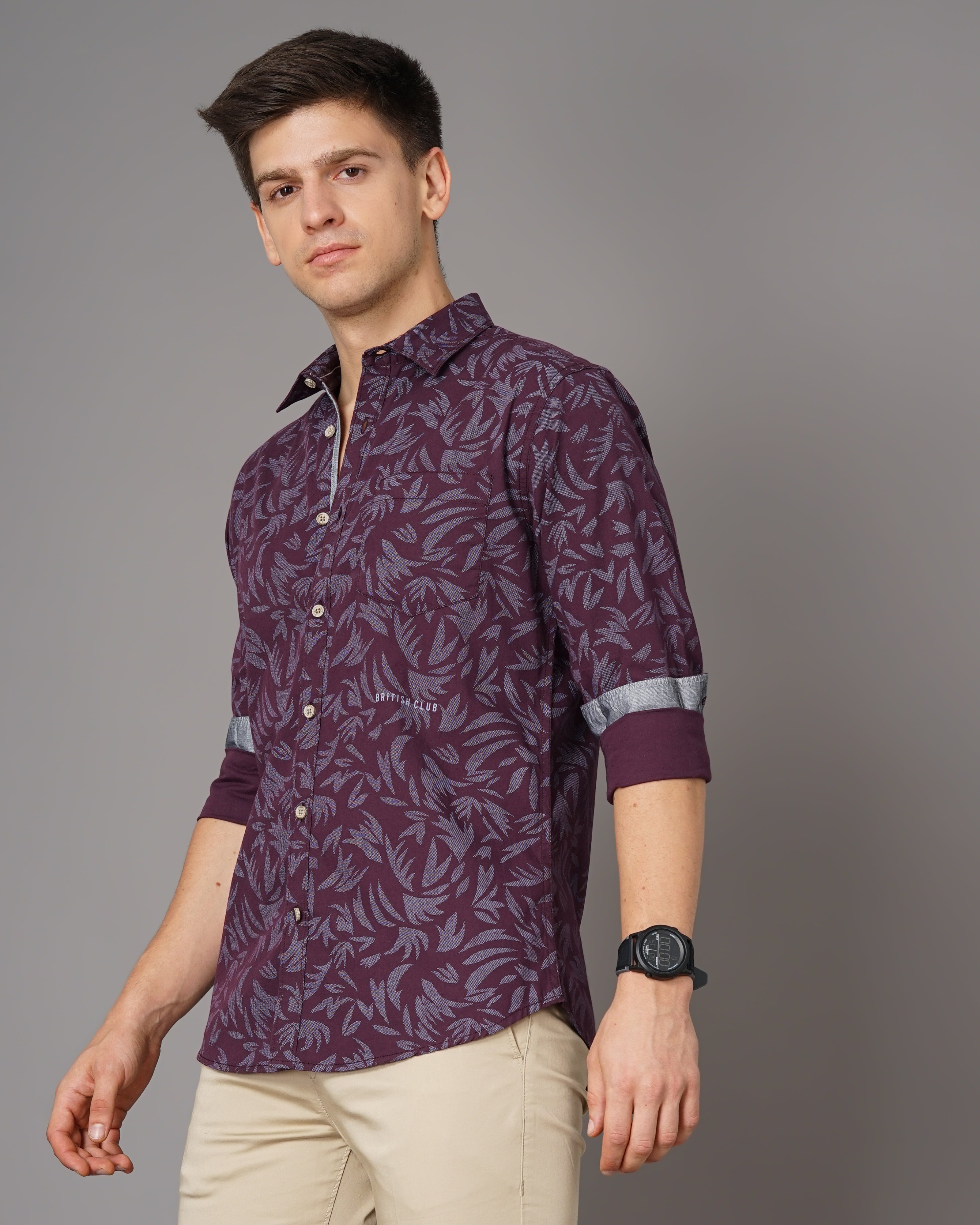 Men Classic Fit Spread Collar Abstract Printed Cotton Casual Shirt