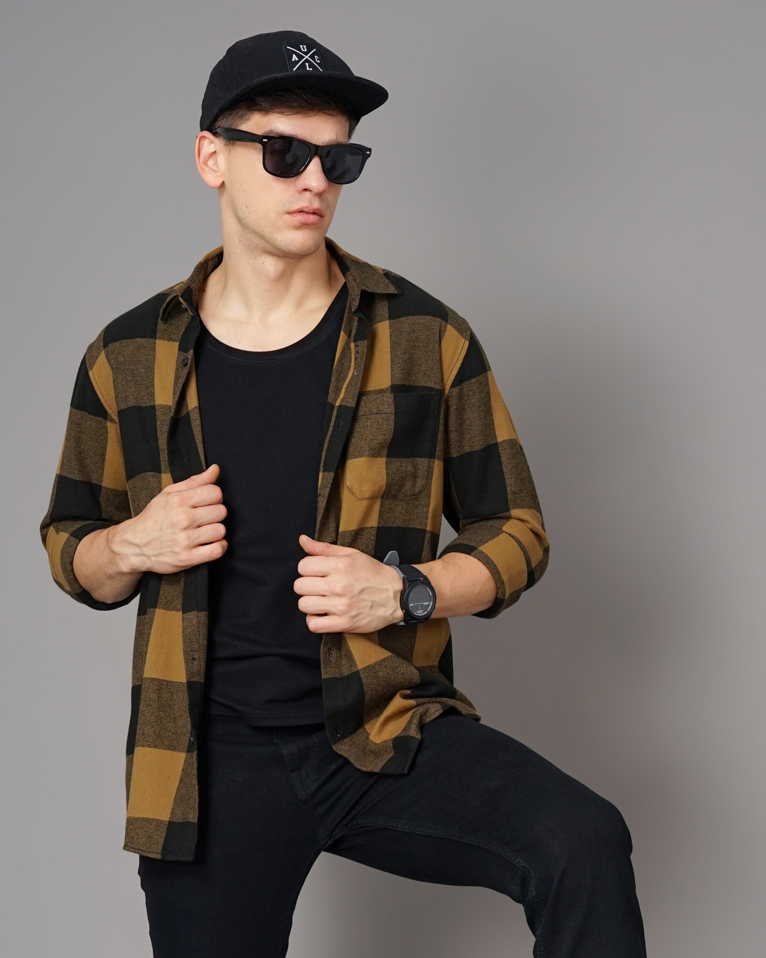 Men's Checks Shirt