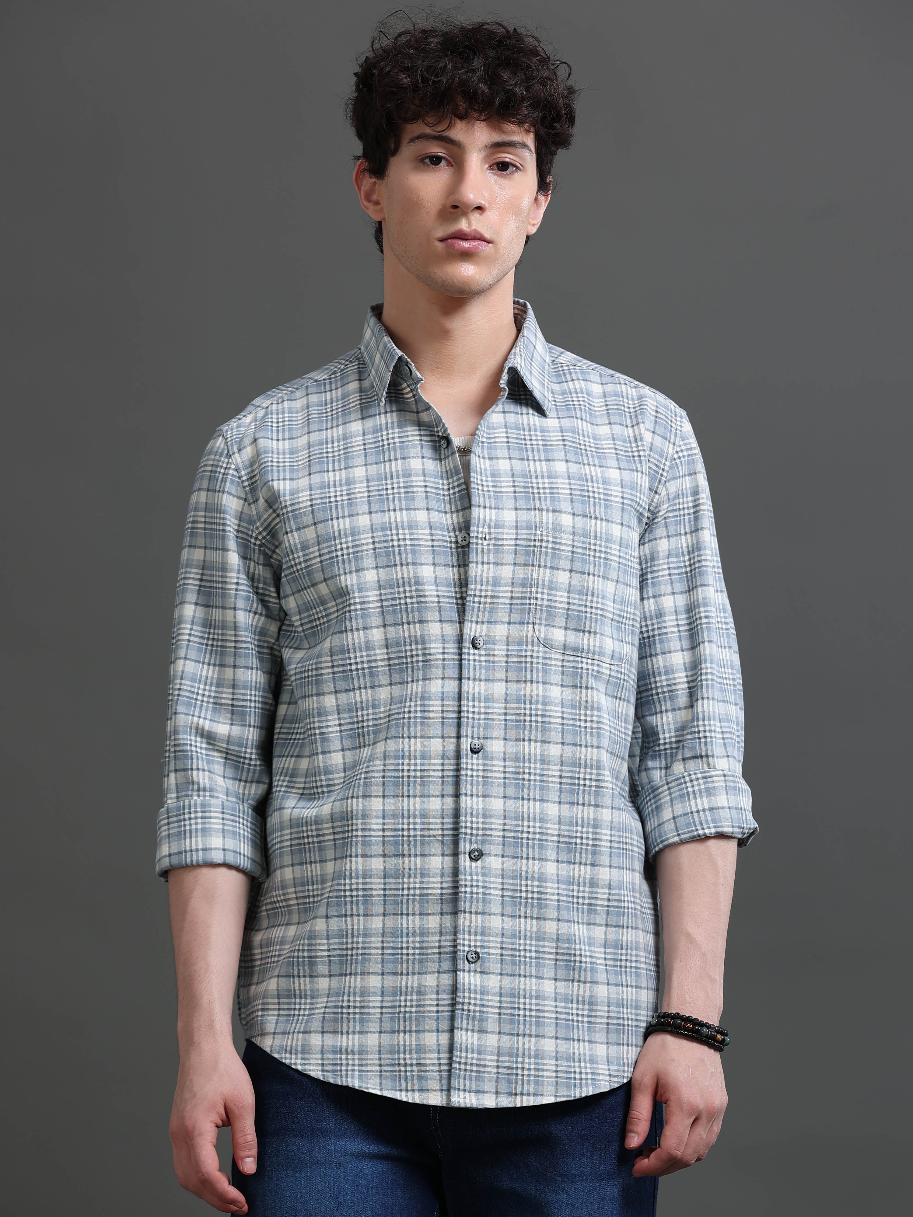 Men Smart Slim Fit Checked Casual Shirt